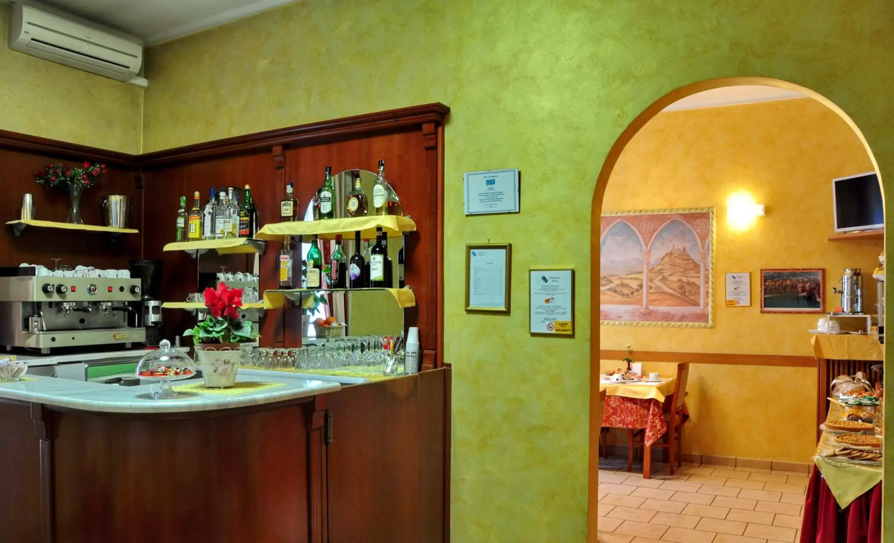 Restaurant/places to eat, Lounge/Bar in Hotel Galimberti