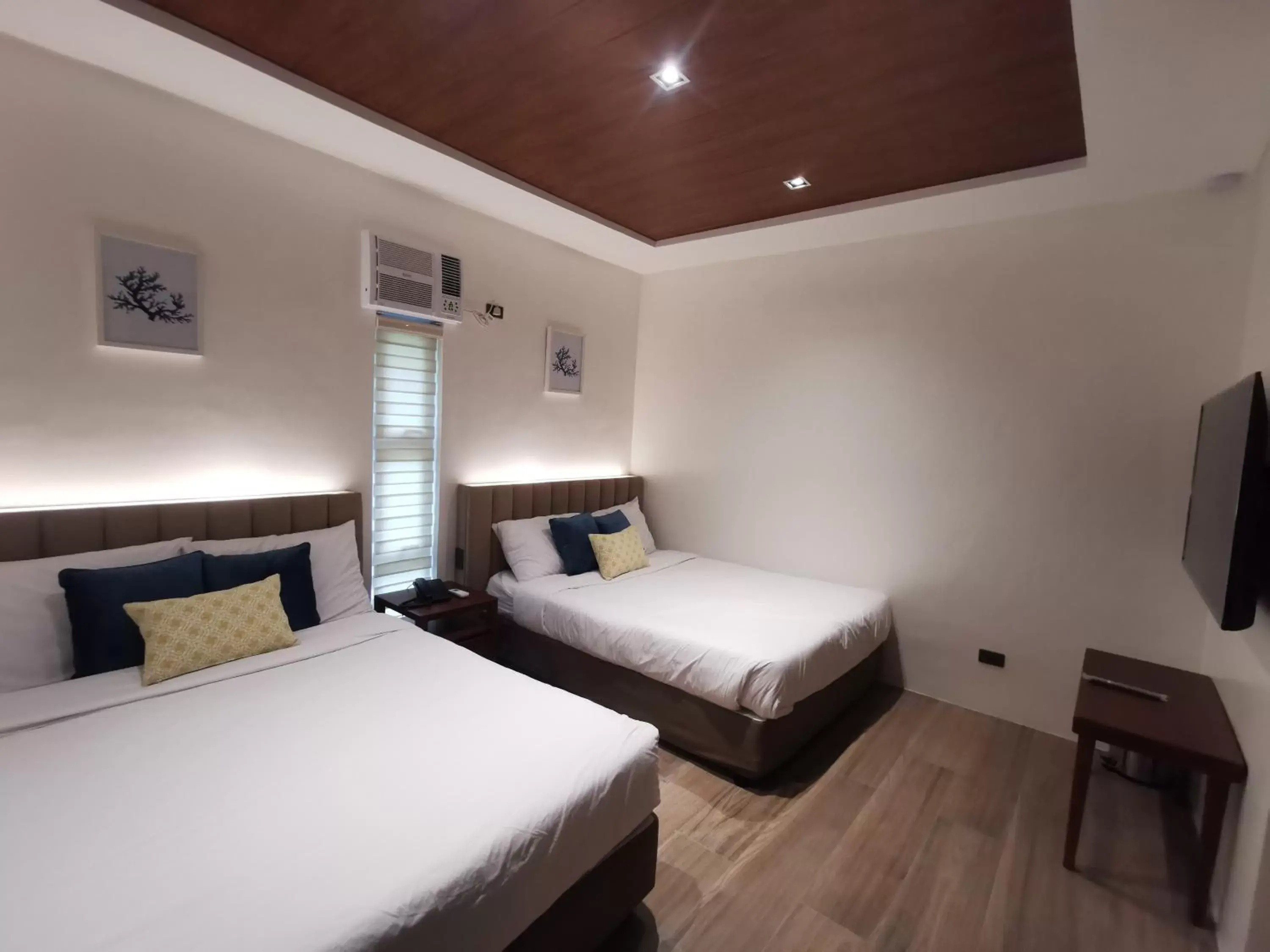 Bedroom, Bed in Tagaytay Country Hotel Bedroom, Bed in Tagaytay Country Hotel