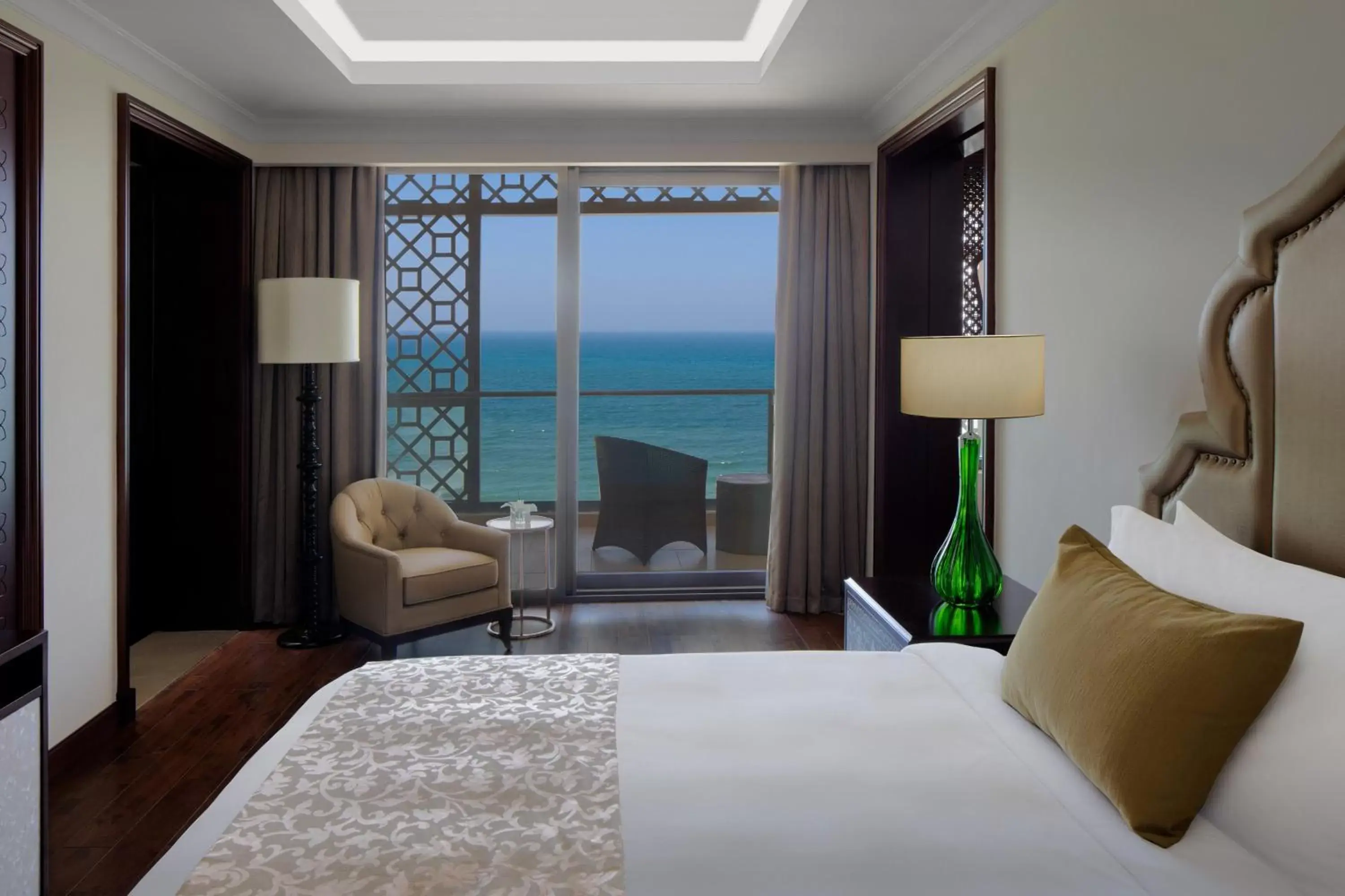Bedroom, Bed in Ajman Saray, a Luxury Collection Resort, Ajman