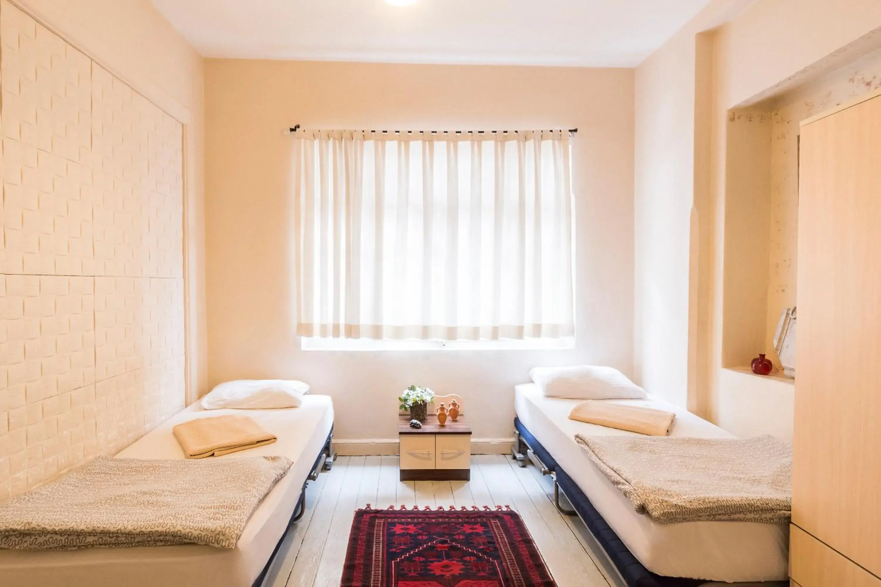 Bed in Levanten Hostel