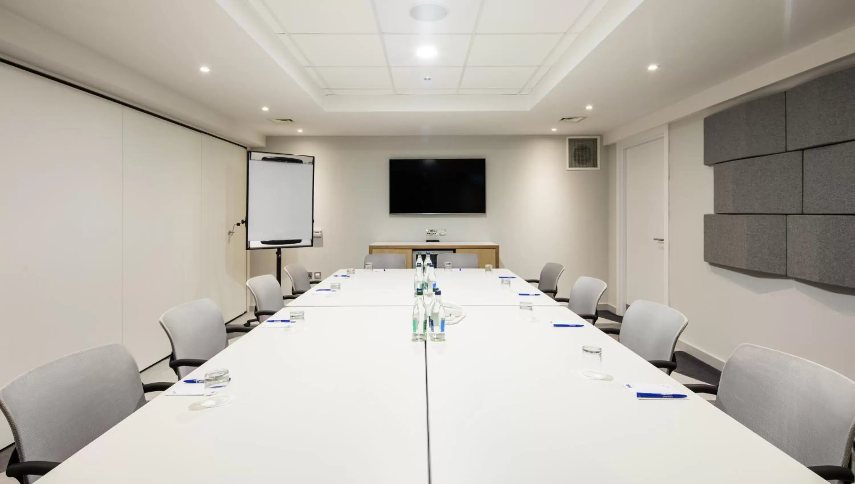 Meeting/conference room in Holiday Inn Express Dublin City Centre
