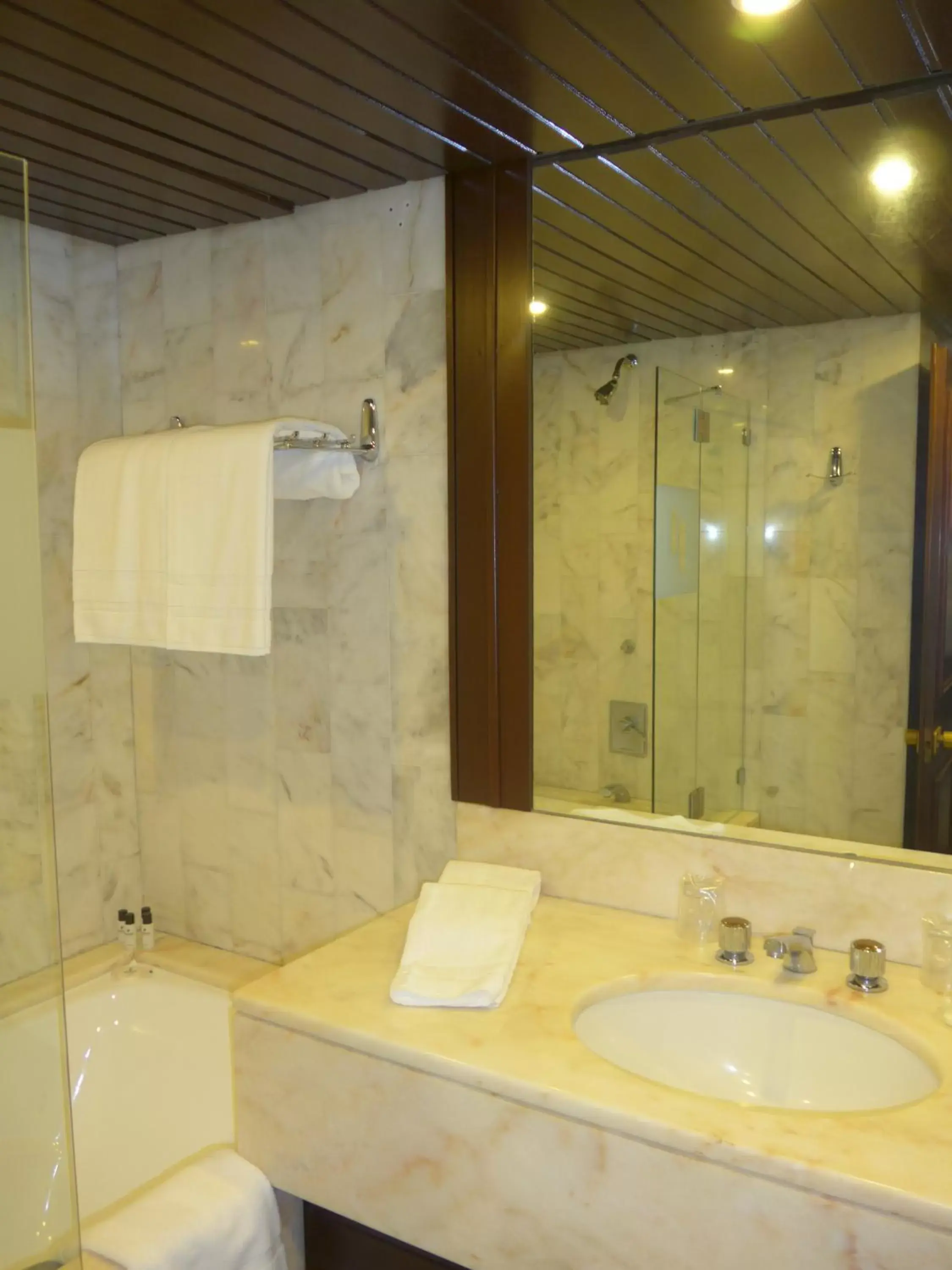 Bathroom in Pestana Bahia Praia Nature & Beach Resort