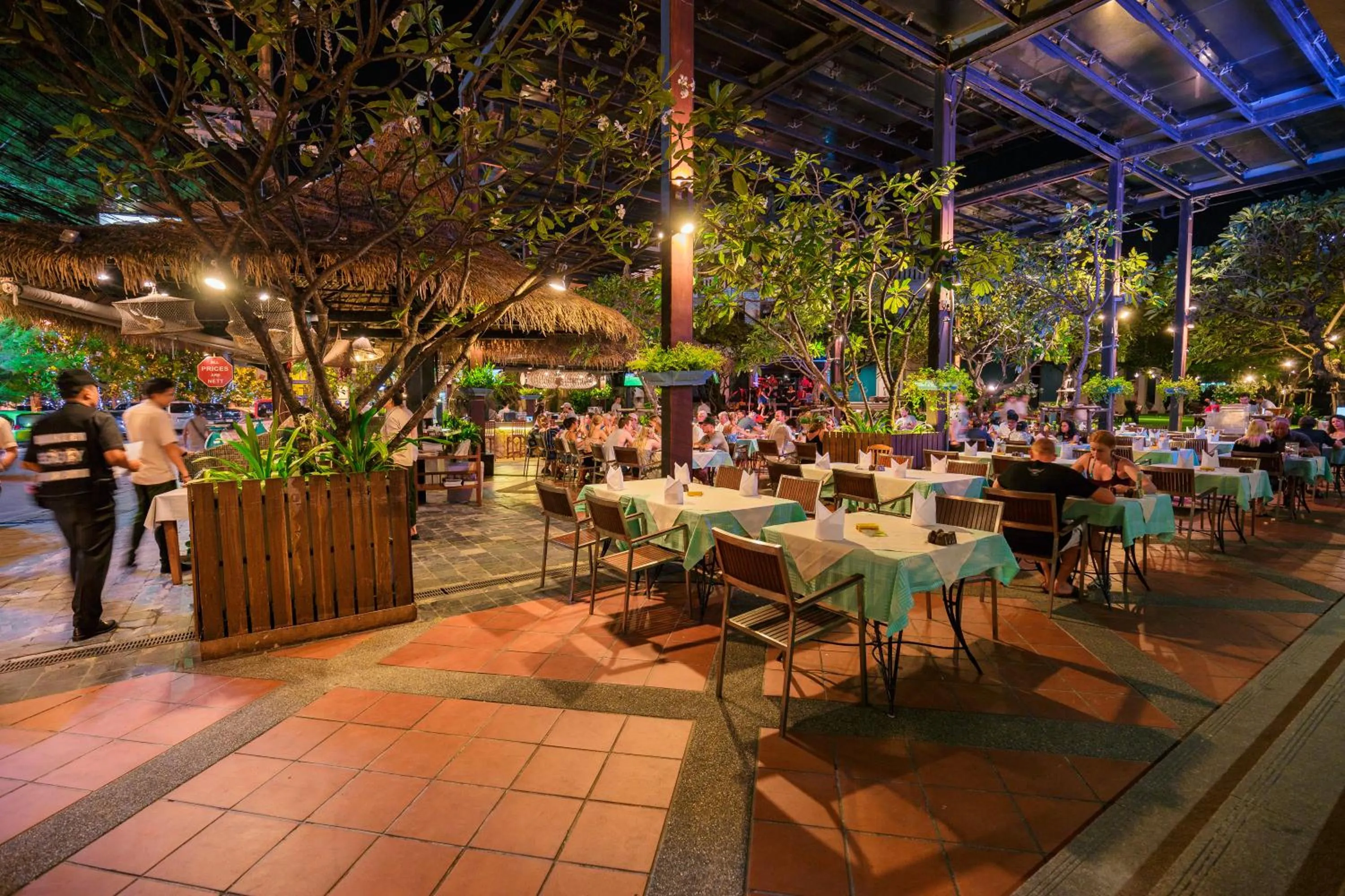 Restaurant/places to eat in Baan Laimai Beach Resort & Spa - SHA Extra Plus