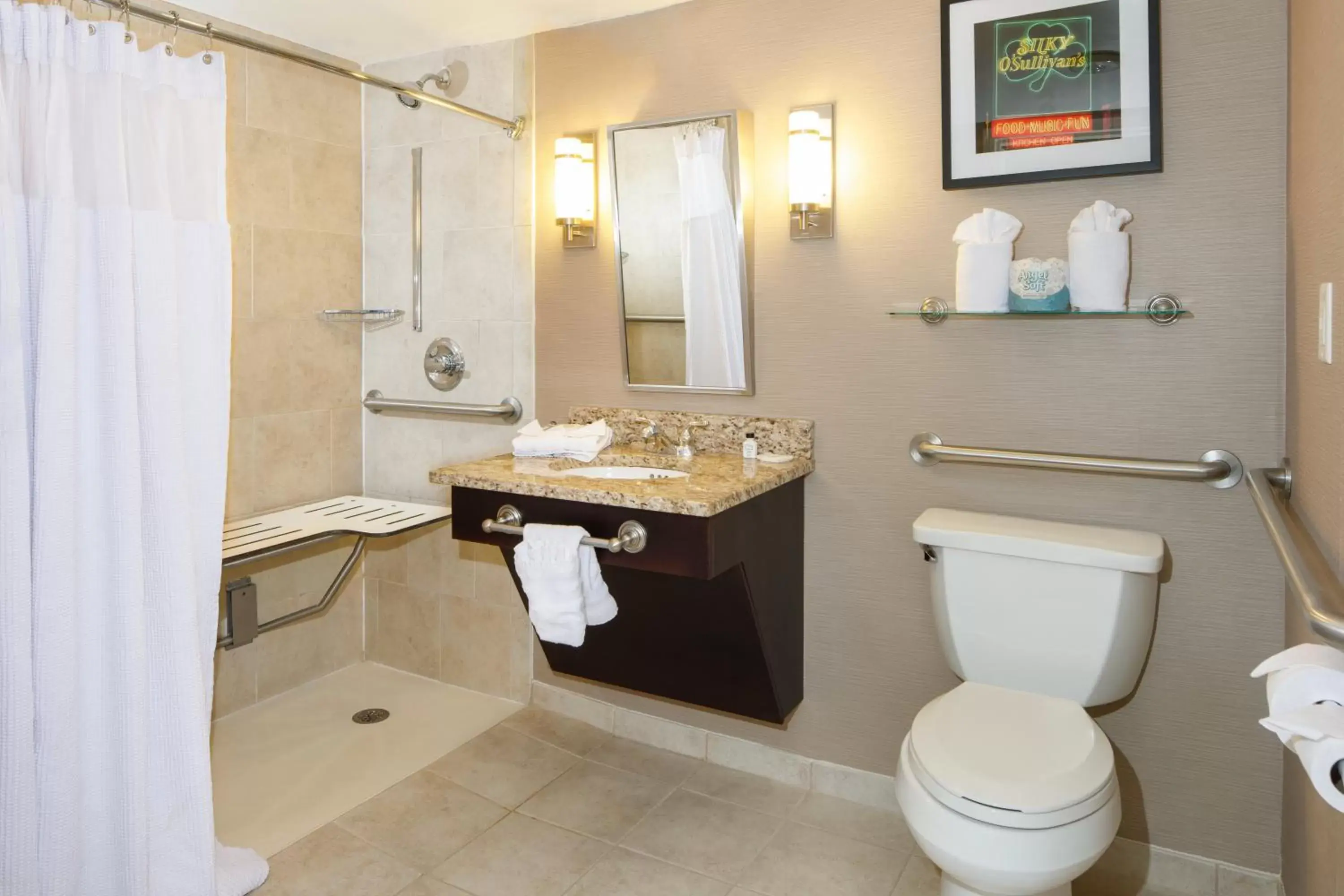 Photo of the whole room, Bathroom in Crowne Plaza Memphis Downtown, an IHG Hotel