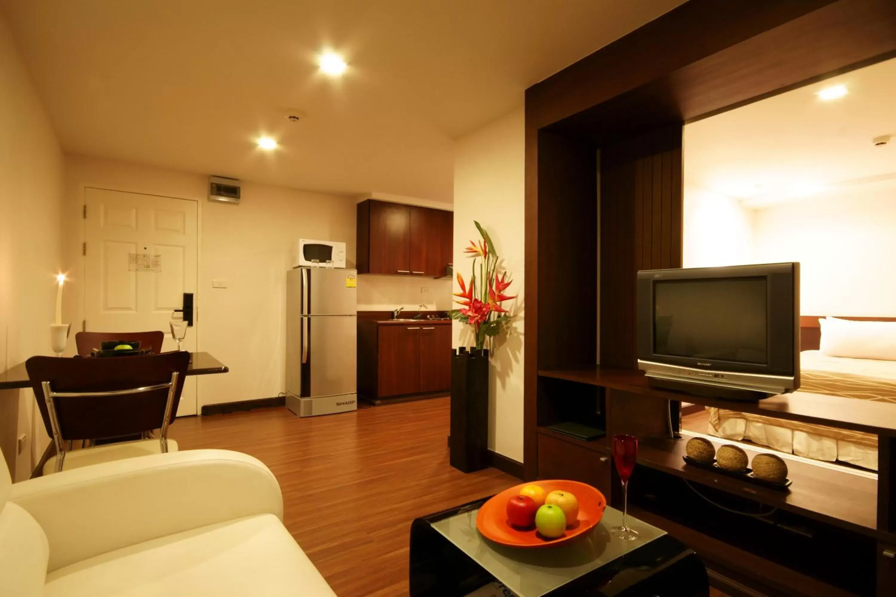 Living room, TV/Entertainment Center in I Residence Hotel Sathorn - SHA Plus