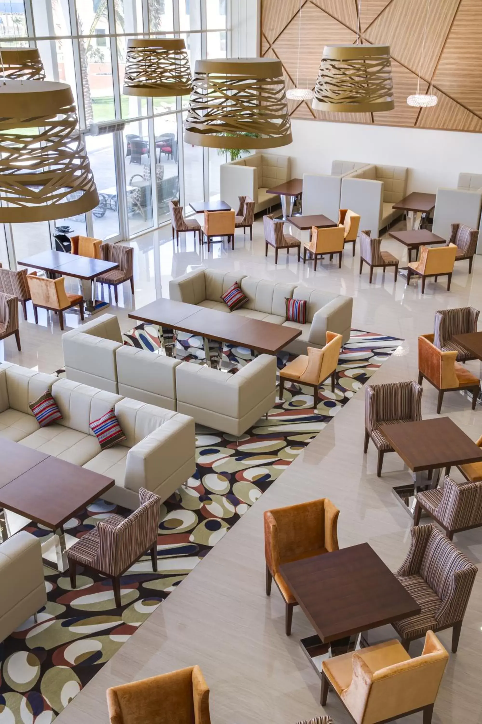 Restaurant/places to eat in Radisson Blu Resort Jizan