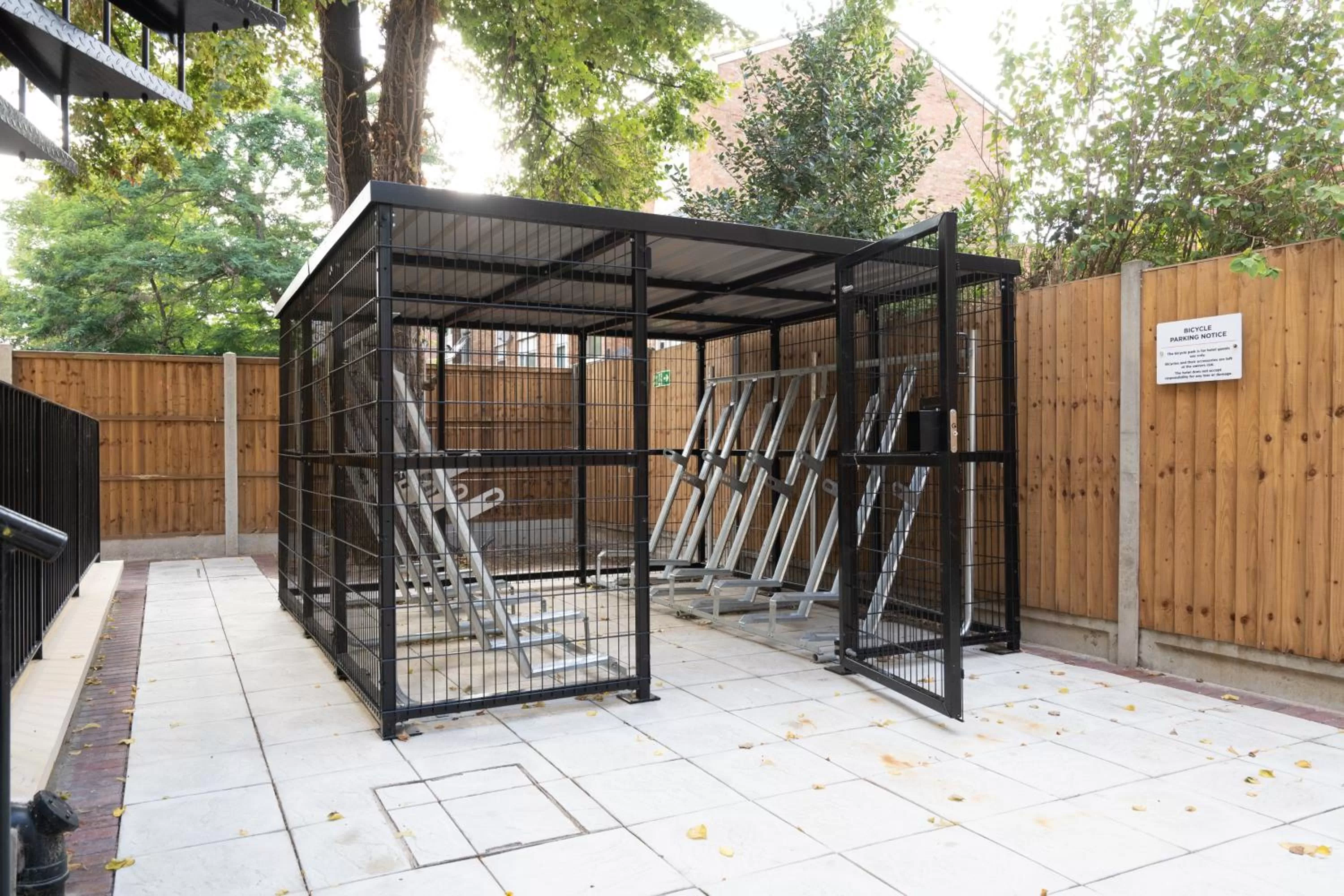 Patio in Hotel DC, Stratford