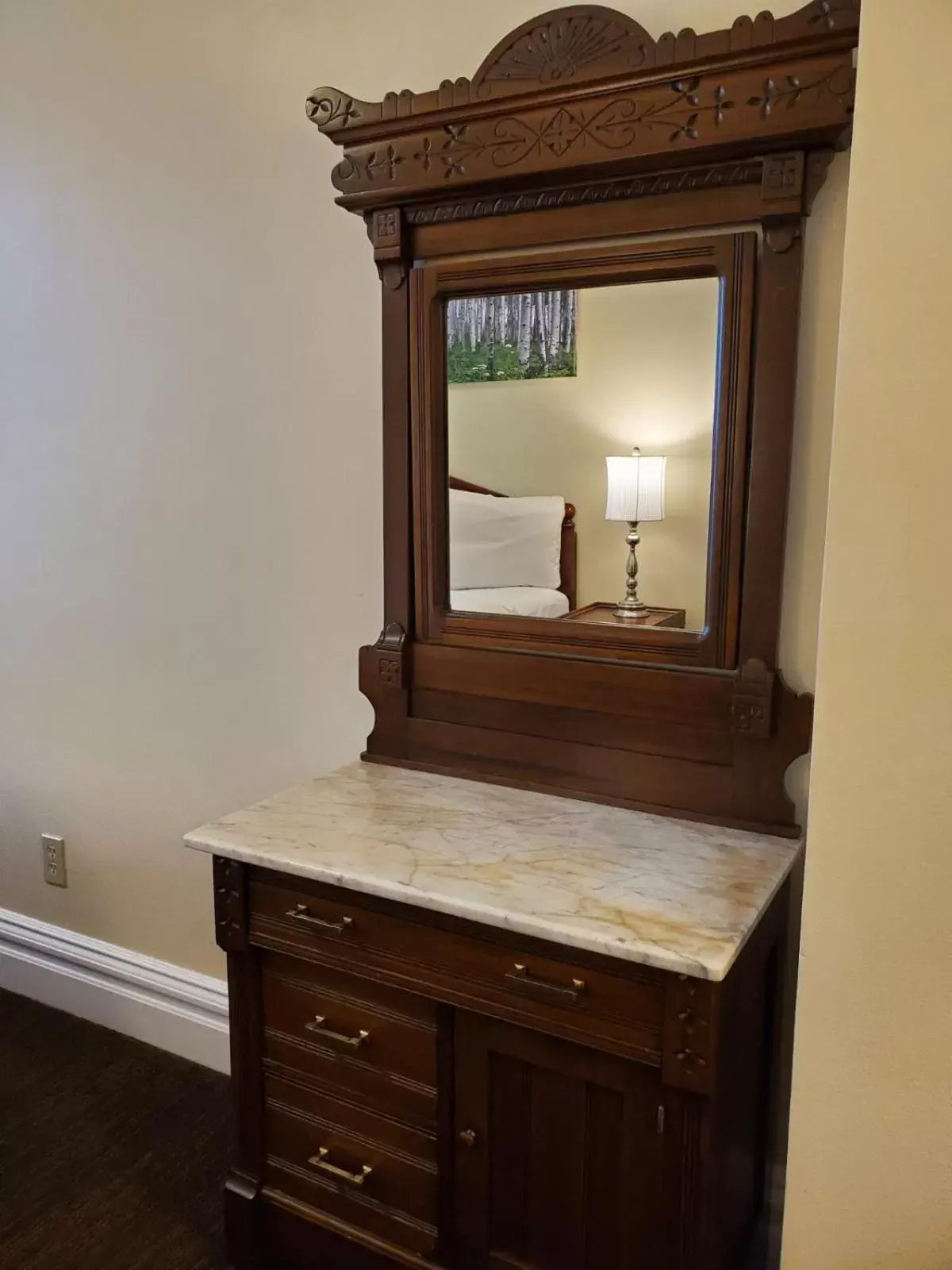 Bedroom, Bathroom in Hotel Ouray - for 12 years old and over