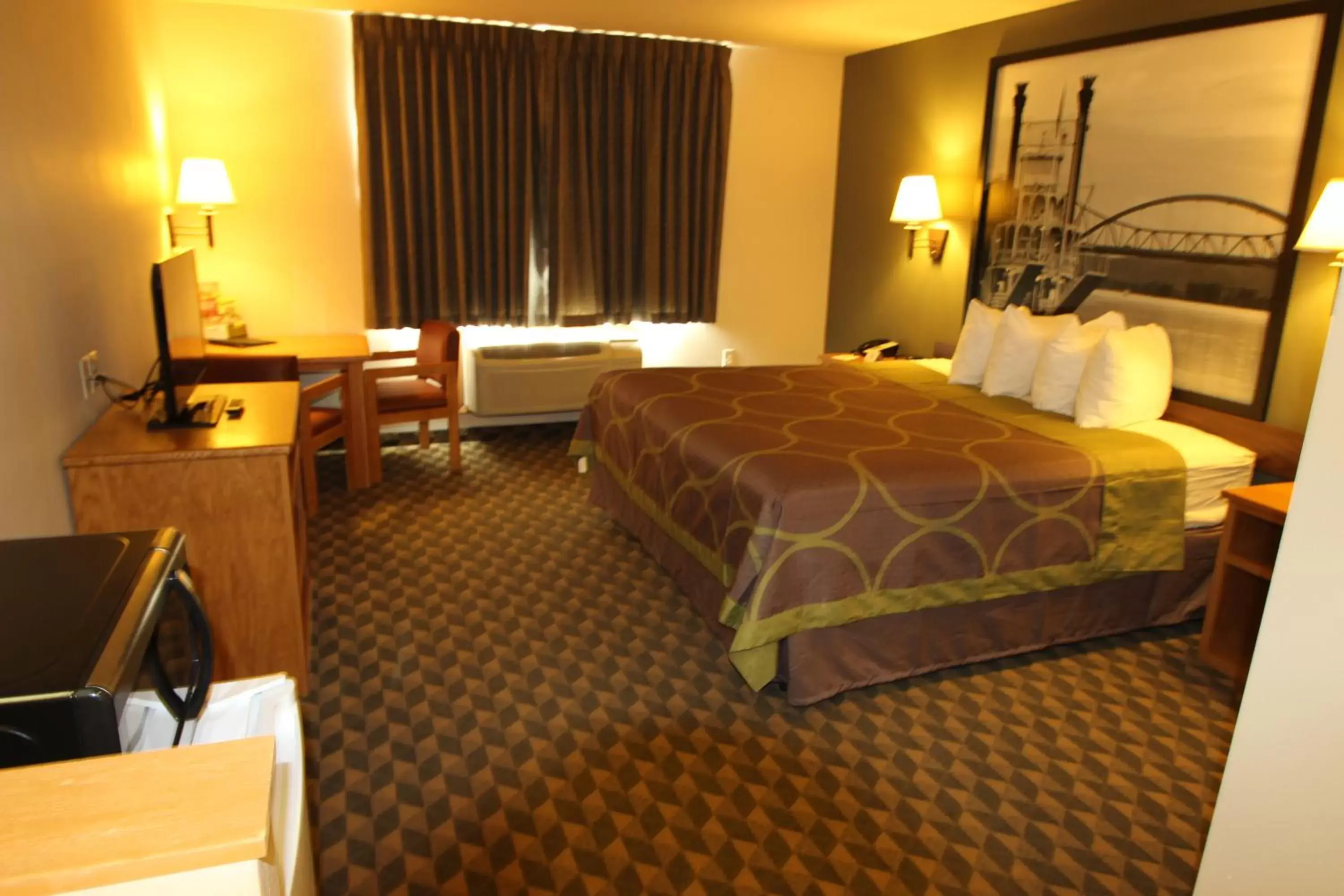 Business King Room - Non-Smoking in Darlington Inn Business King Room - Non-Smoking in Darlington Inn