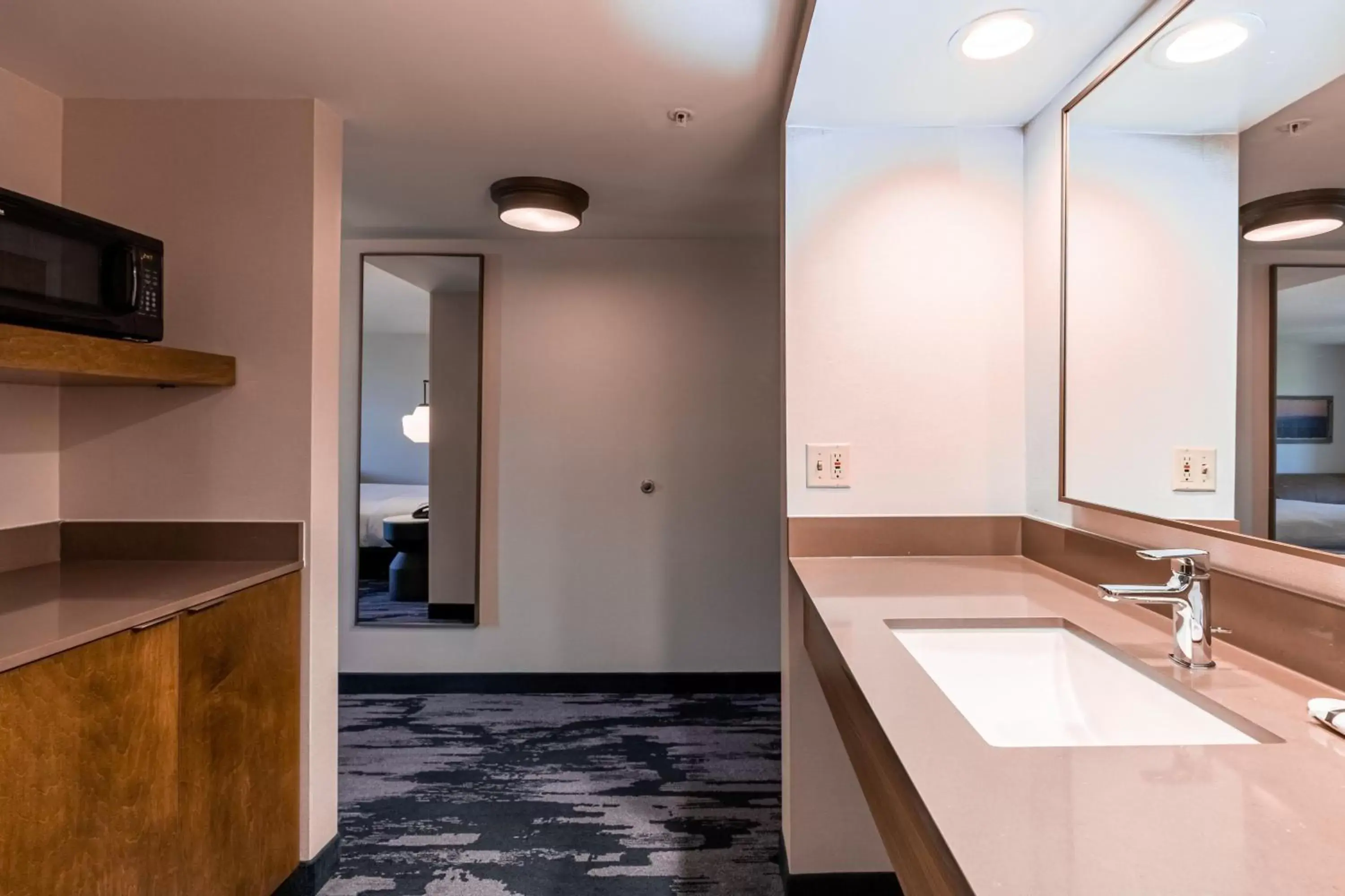 Photo of the whole room, Bathroom in Fairfield Inn by Marriott Evansville West