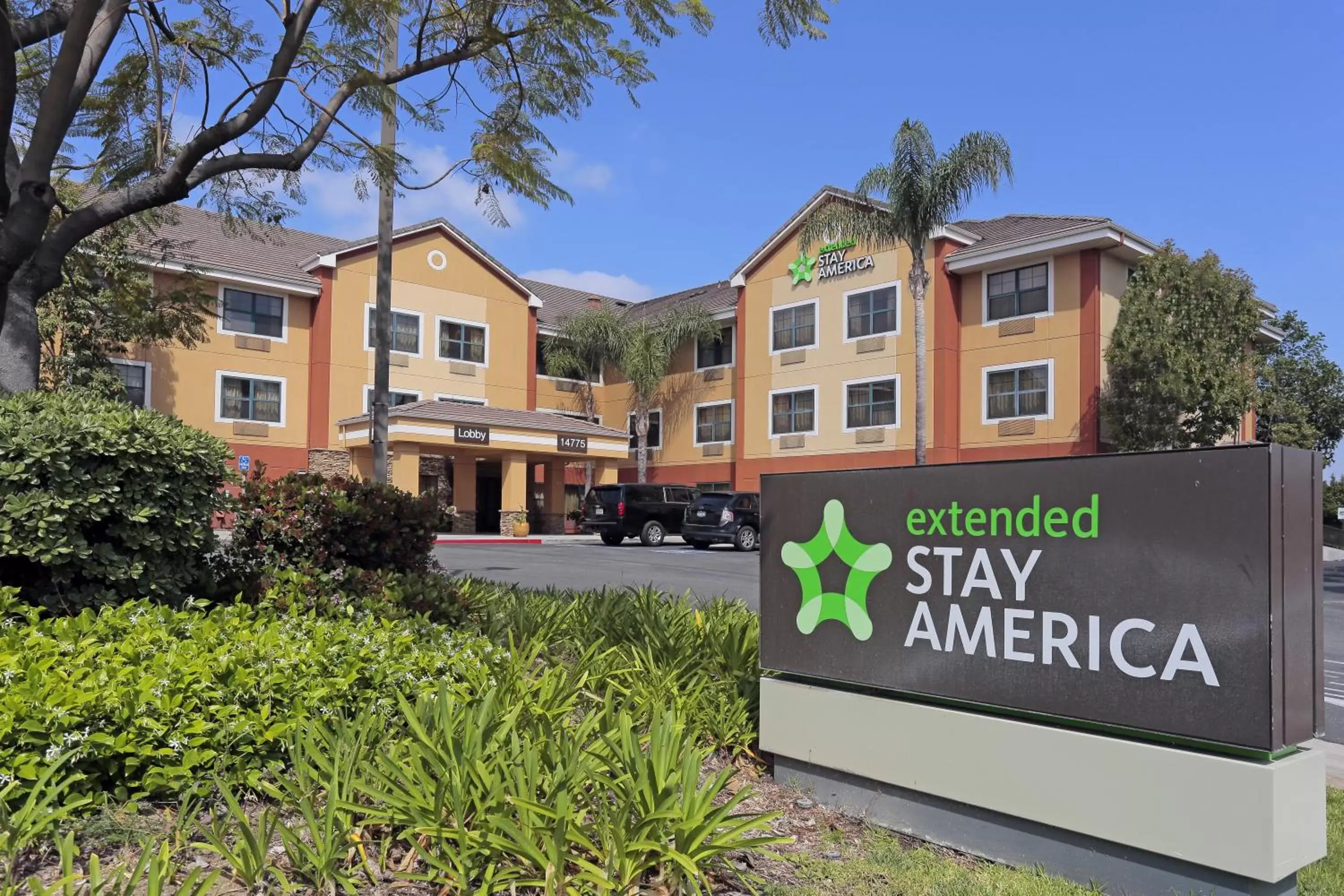 Property building in Extended Stay America Suites - Los Angeles - La Mirada
