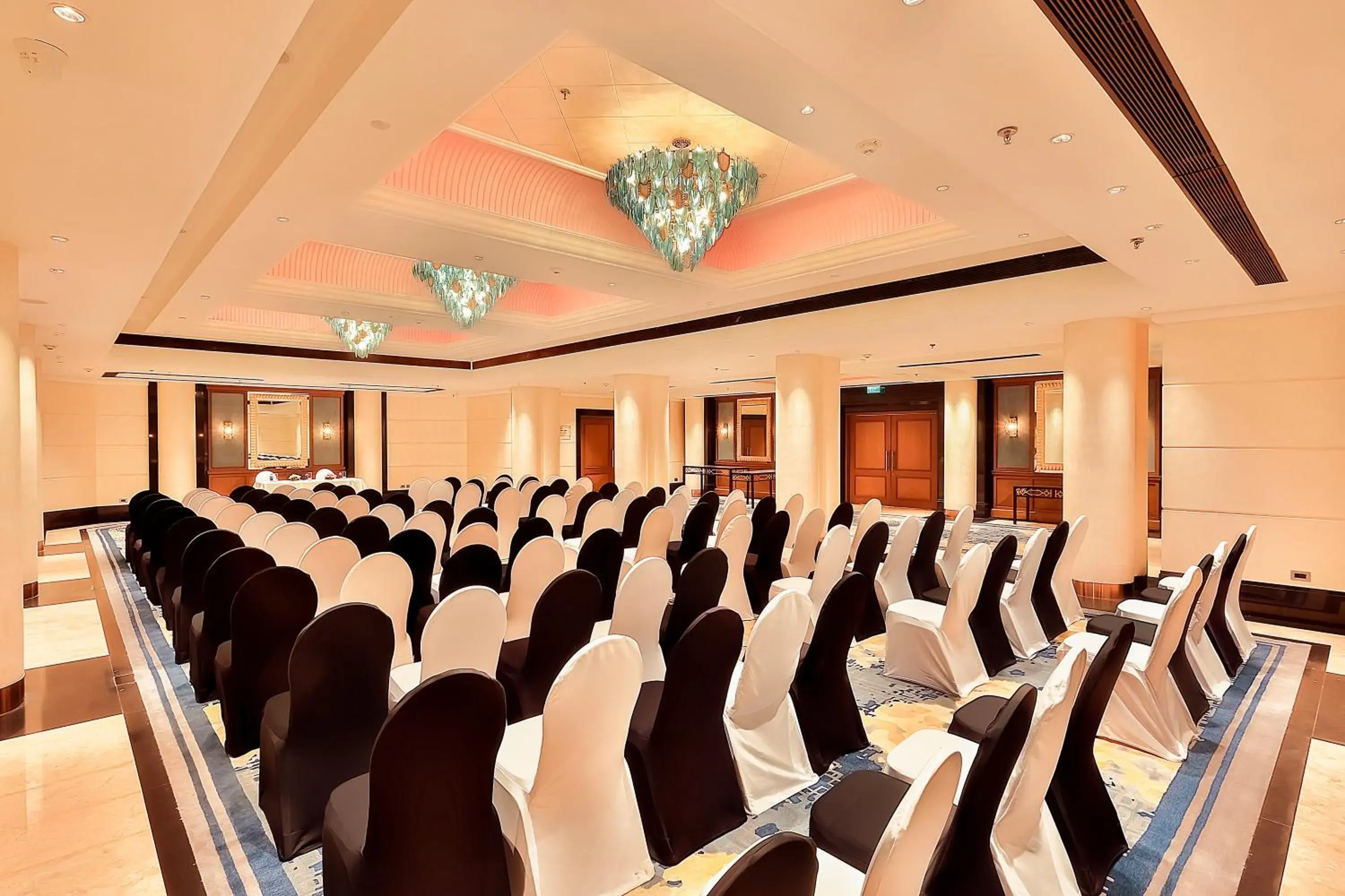 Banquet/Function facilities in Welcomhotel by ITC Hotels, Devee Grand Bay, Visakhapatnam