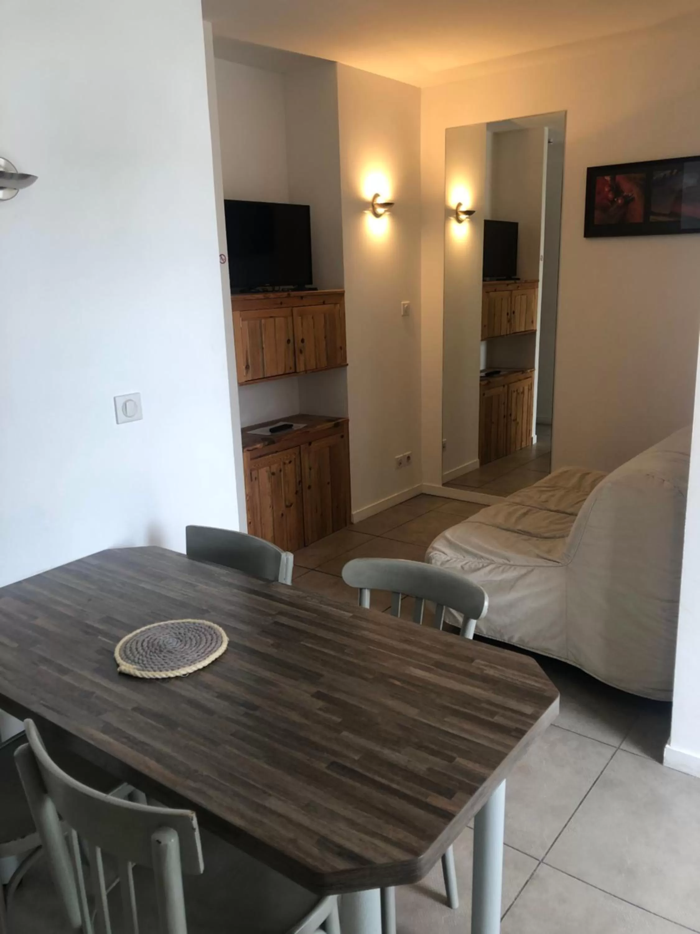 Seating area, Dining Area in Le Mole (Appartements et Chambres)