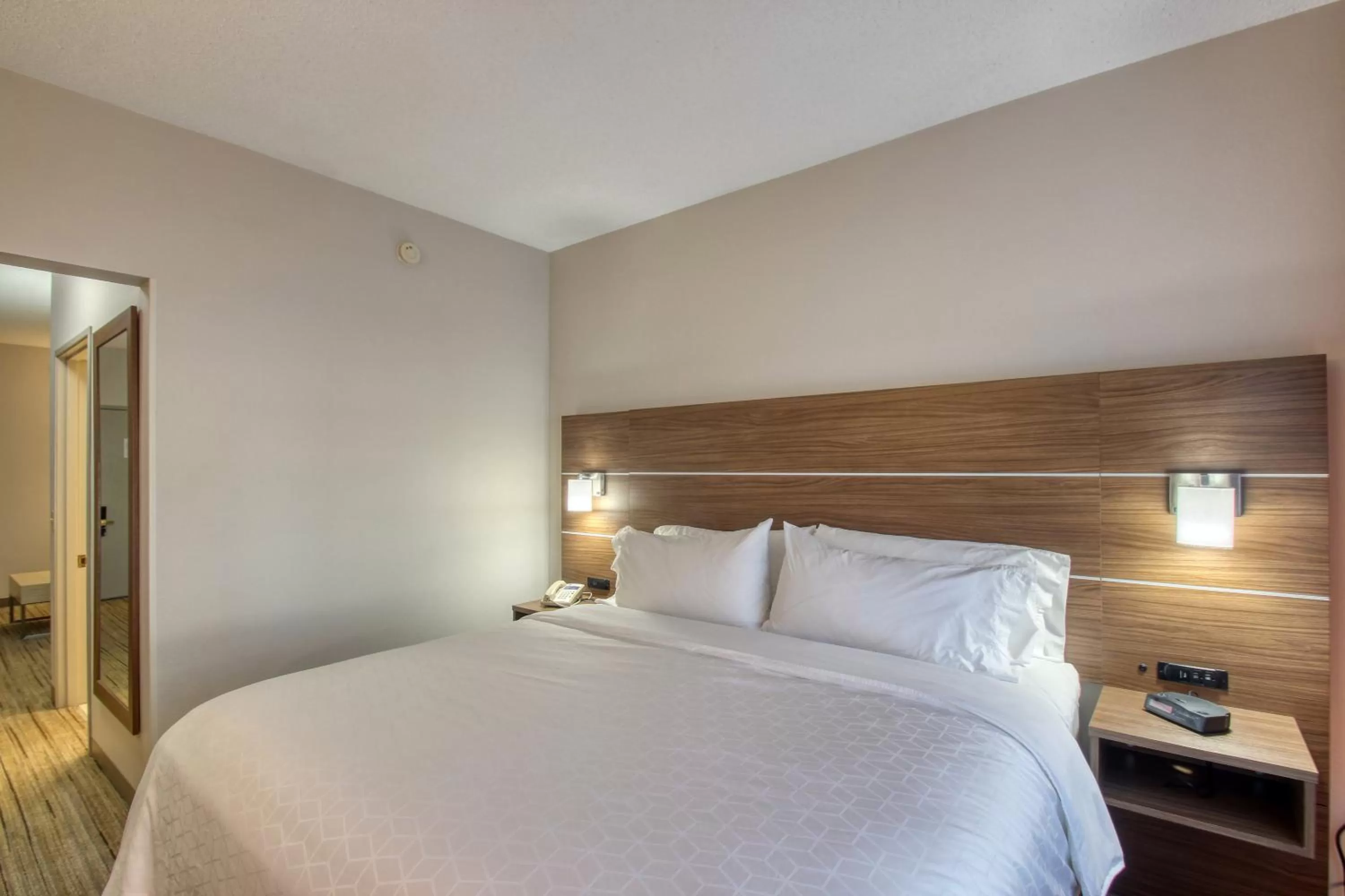 Photo of the whole room, Bed in Holiday Inn Express Hotel & Suites Oshkosh - State Route 41 by IHG