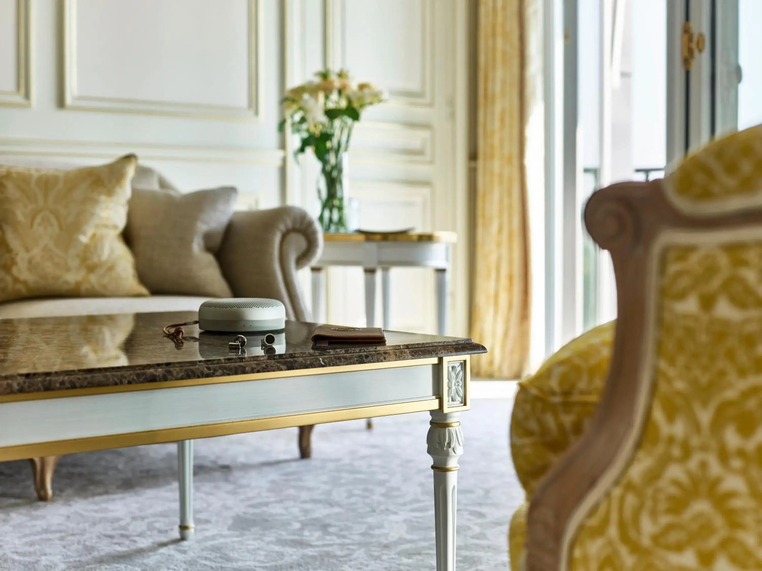 Living room, Seating Area in Le Meurice - Dorchester Collection