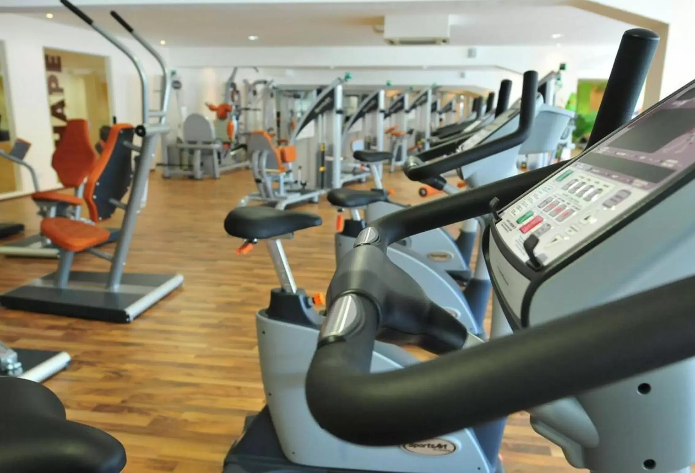 Fitness centre/facilities in Hotel Santo Fitness centre/facilities in Hotel Santo