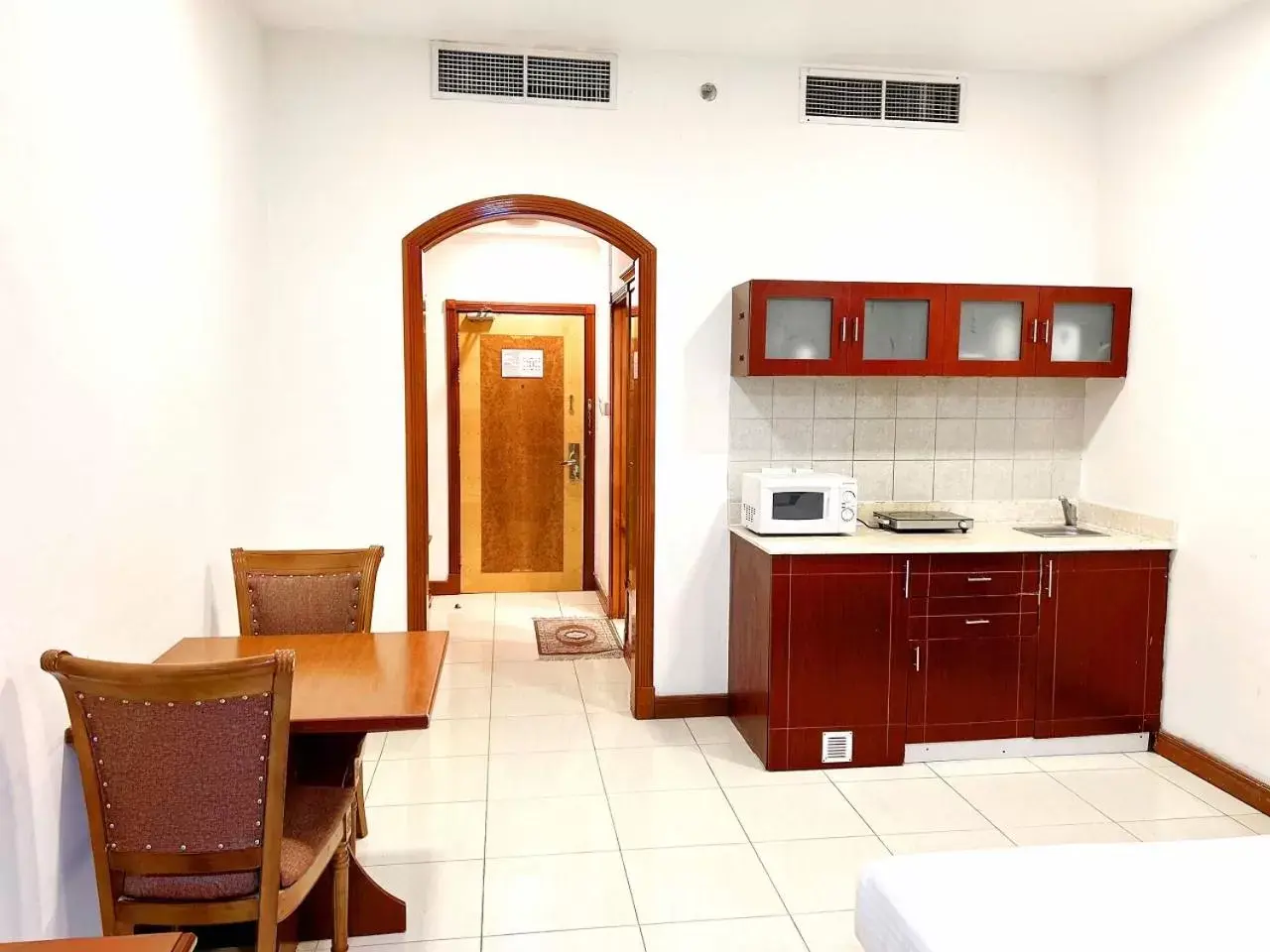 kitchen, Kitchen/Kitchenette in Moon Valley Hotel Apartment - Bur Dubai, Burjuman