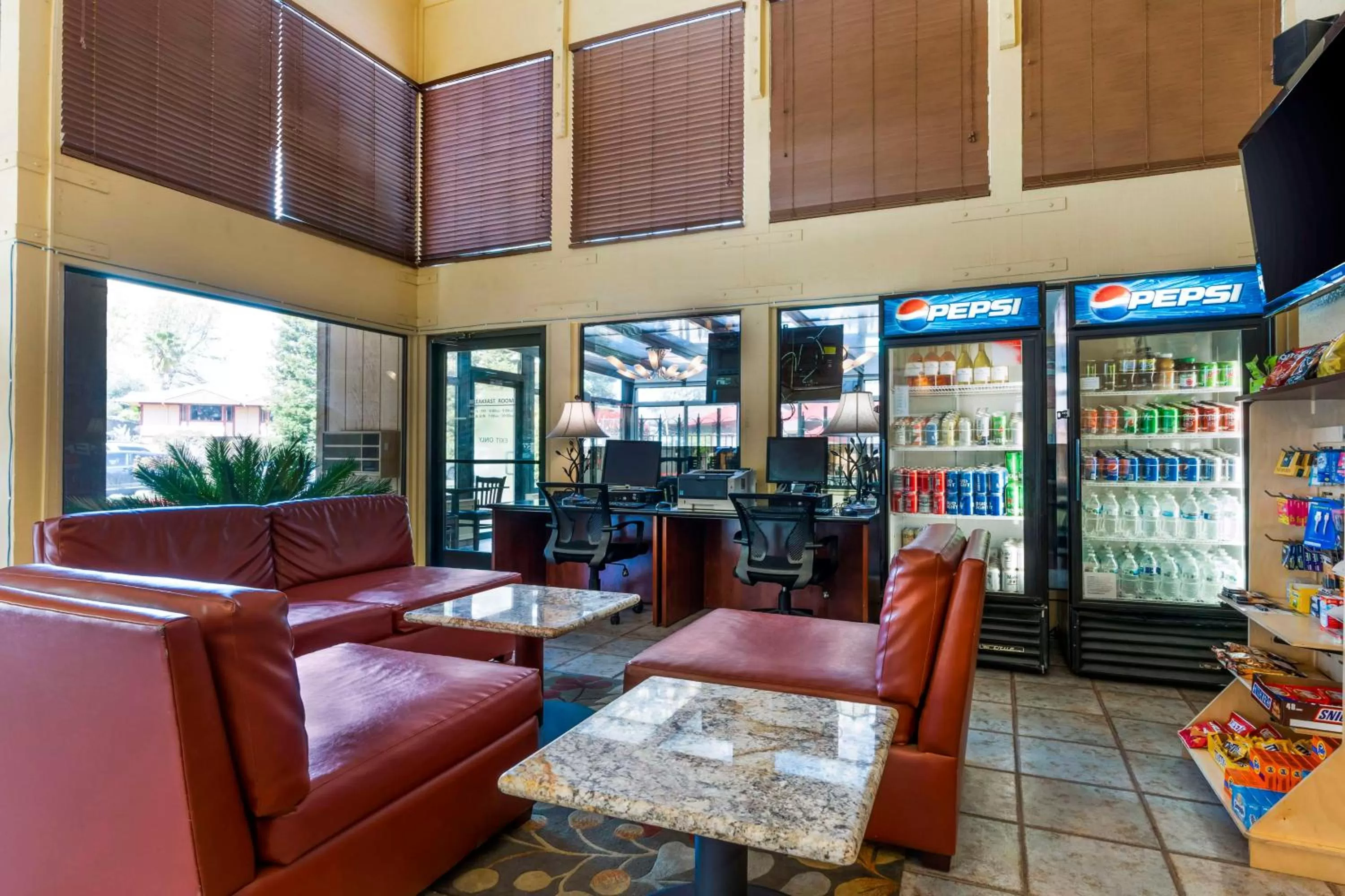 Property building in Best Western Plus Placerville Inn