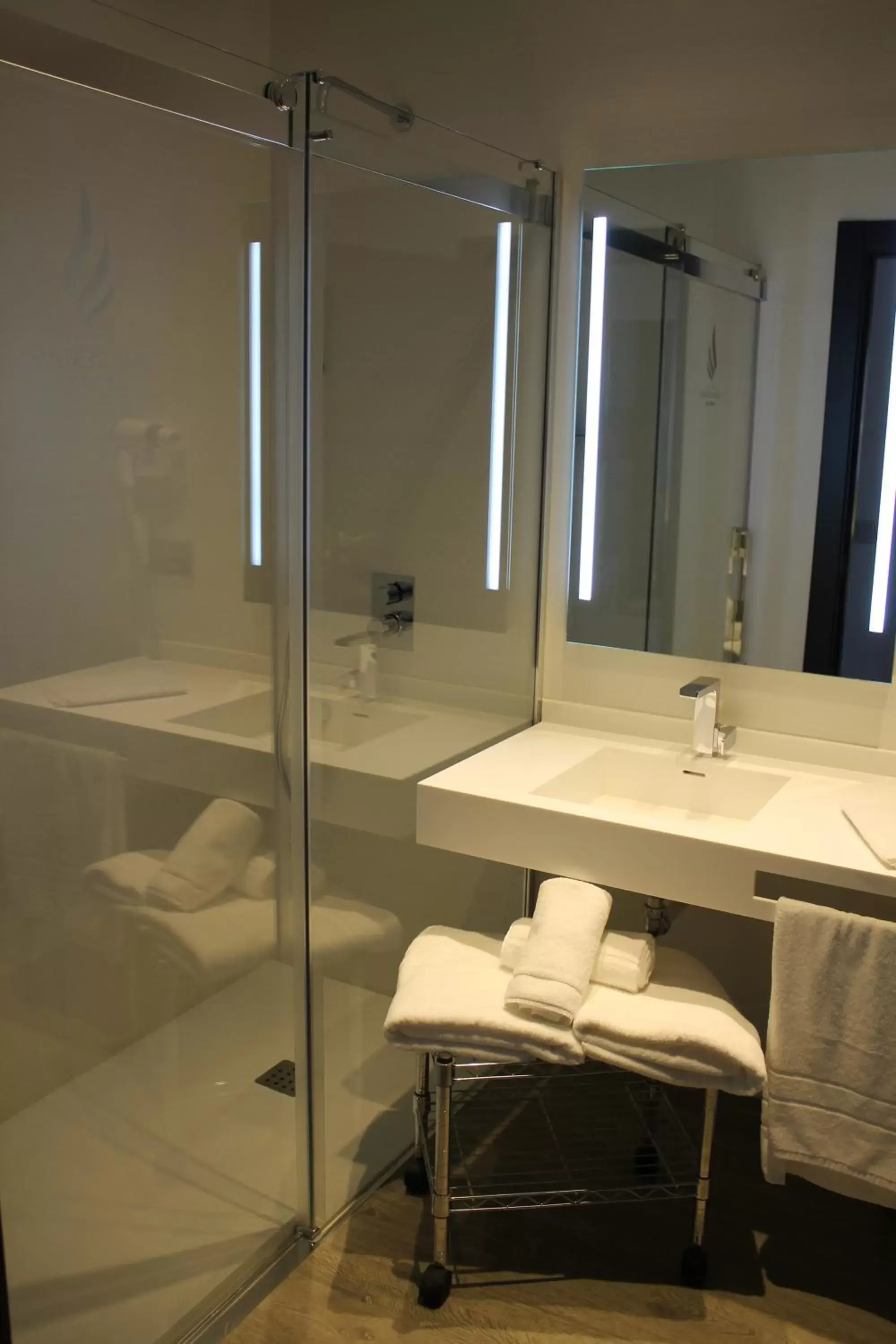 Executive Suite with Spa Bath in Hotel Santa Eulalia Executive Suite with Spa Bath in Hotel Santa Eulalia