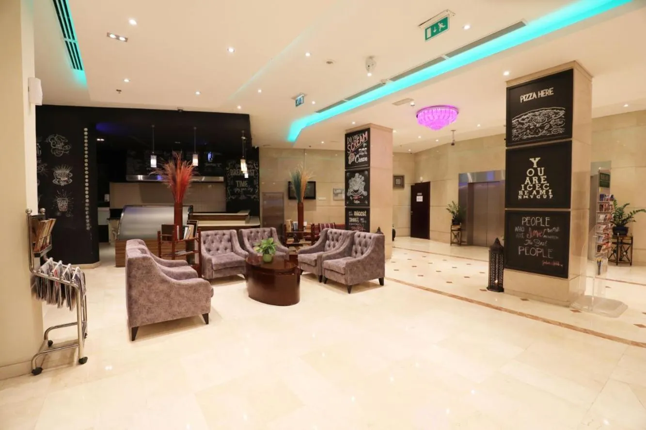 Lobby or reception in Parkside Hotel Apartment