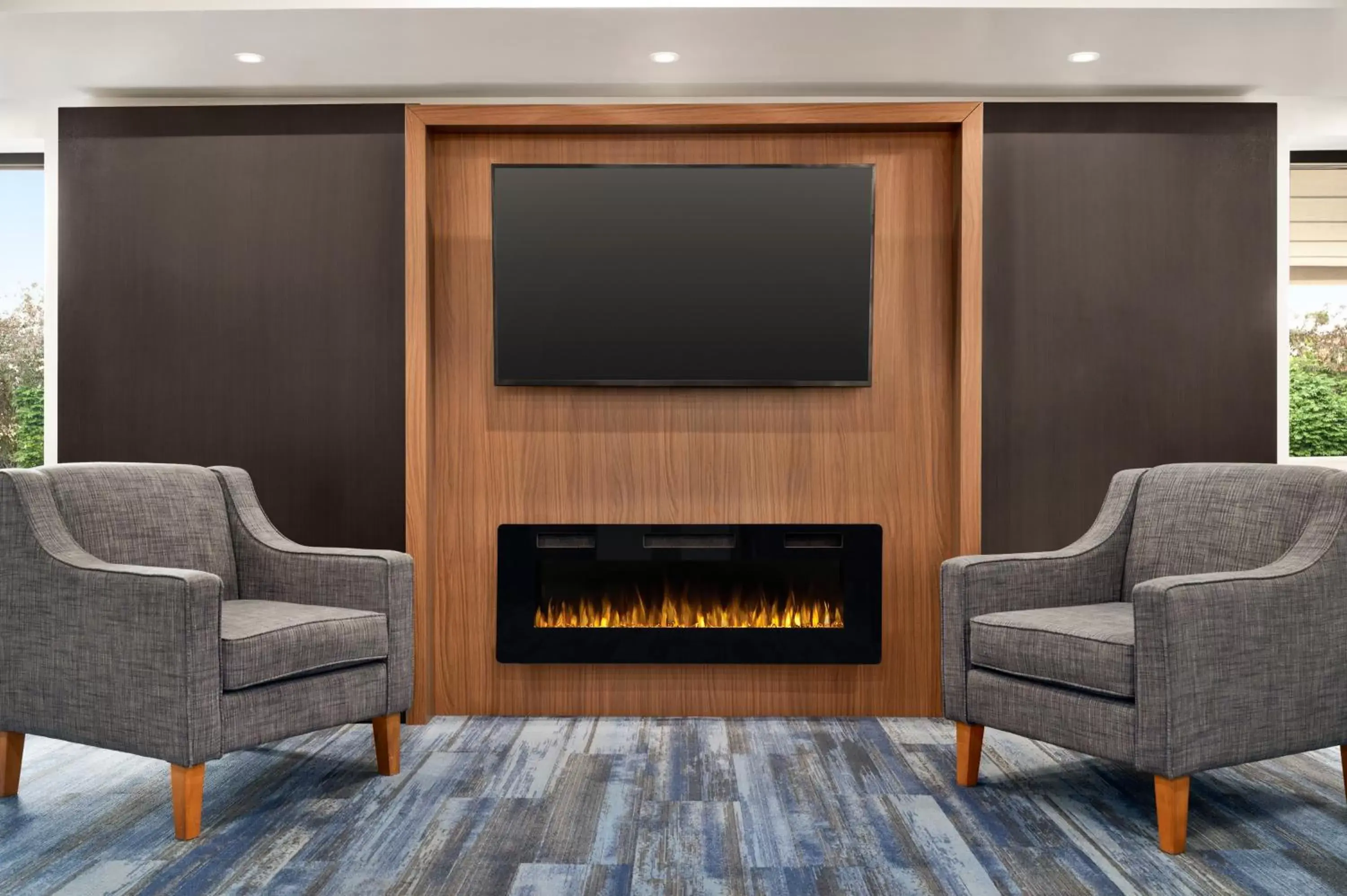 Seating area, TV/Entertainment Center in La Quinta Inn by Wyndham Columbus Dublin