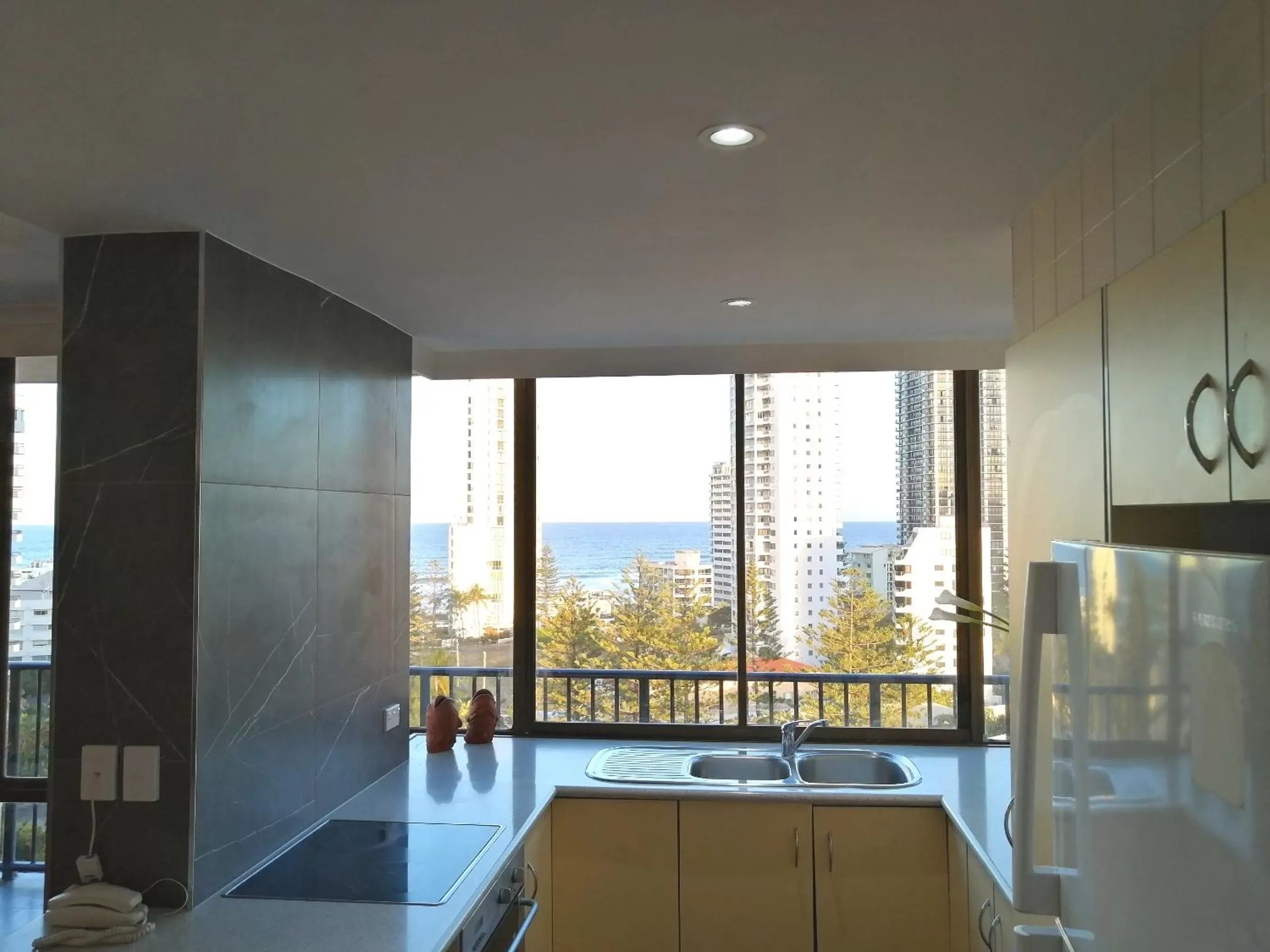 Silverton Apartment Resort Surfers Paradise