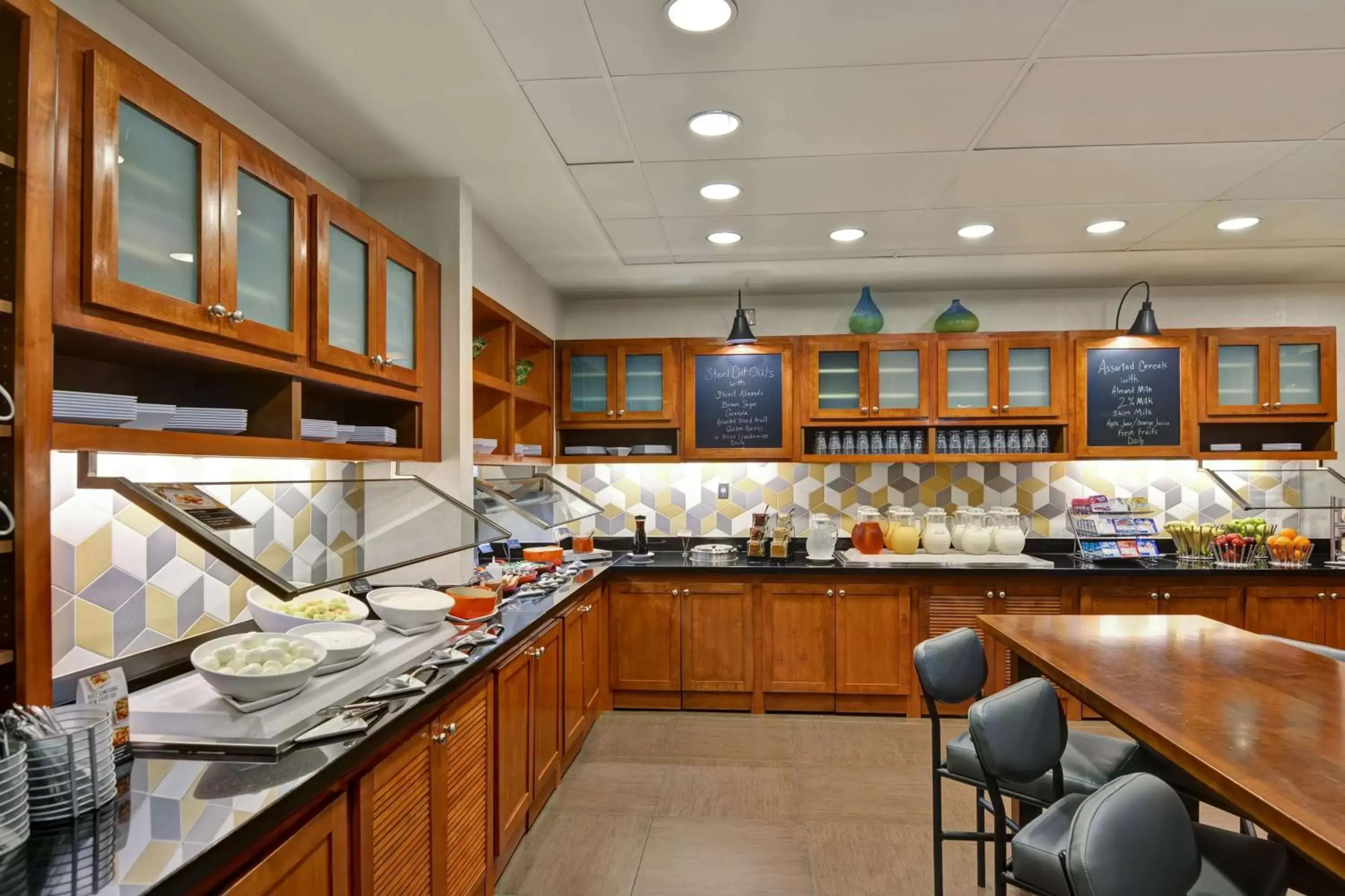 Restaurant/places to eat in Hyatt Place Memphis Wolfchase Restaurant/places to eat in Hyatt Place Memphis Wolfchase