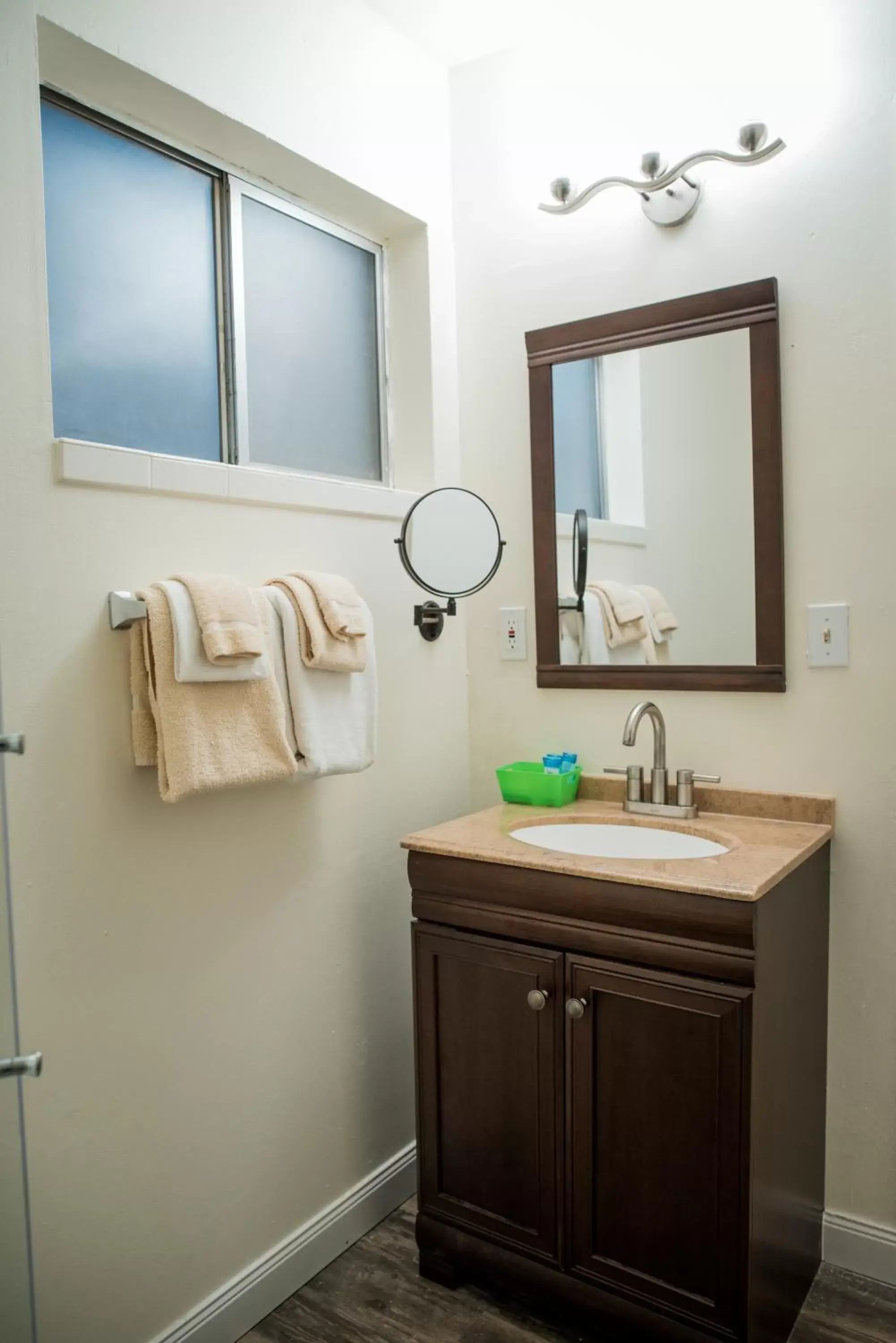 Bathroom in Big Pines Mountain House