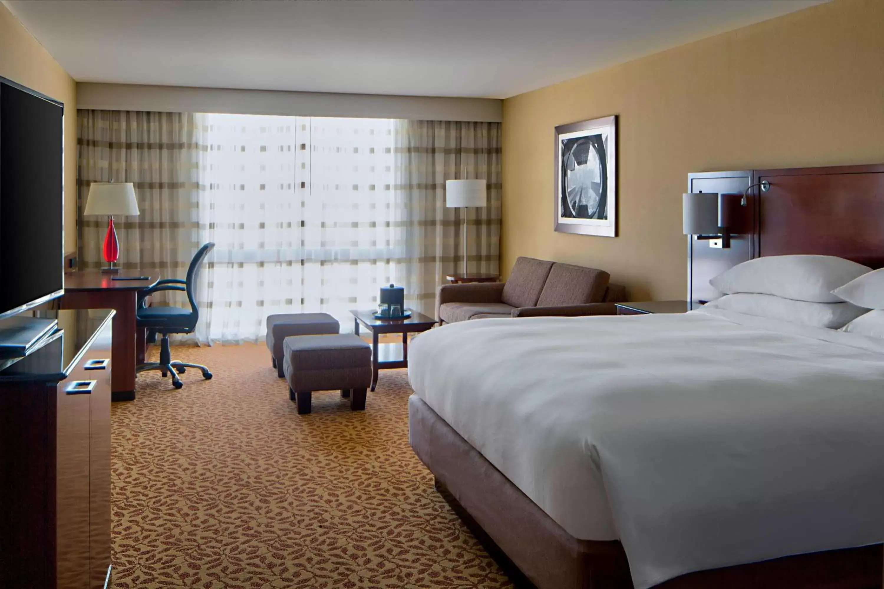 Photo of the whole room in Houston Marriott South at Hobby Airport