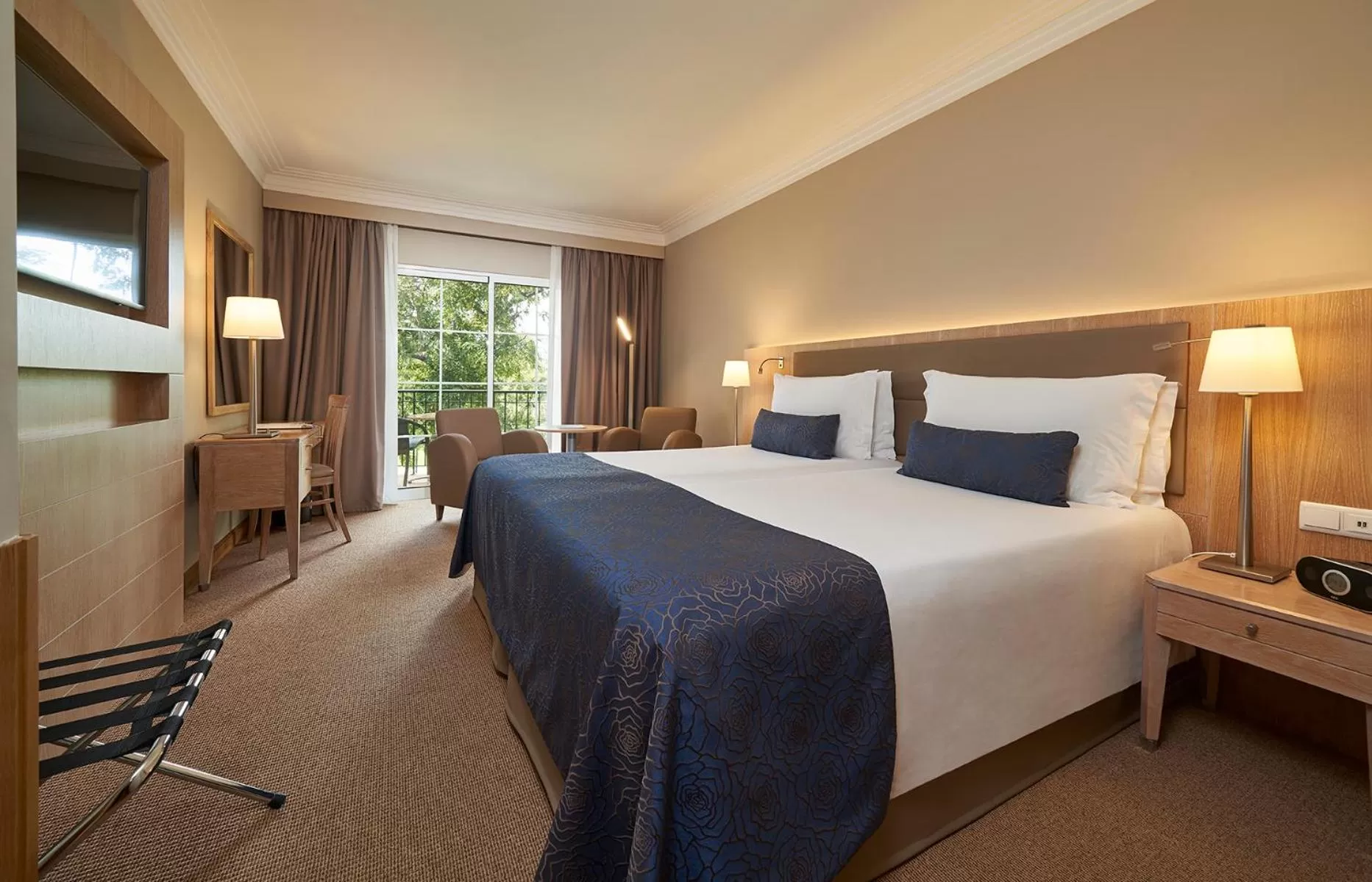 Bedroom, Bed in PortoBay Santa Maria - Adults Only