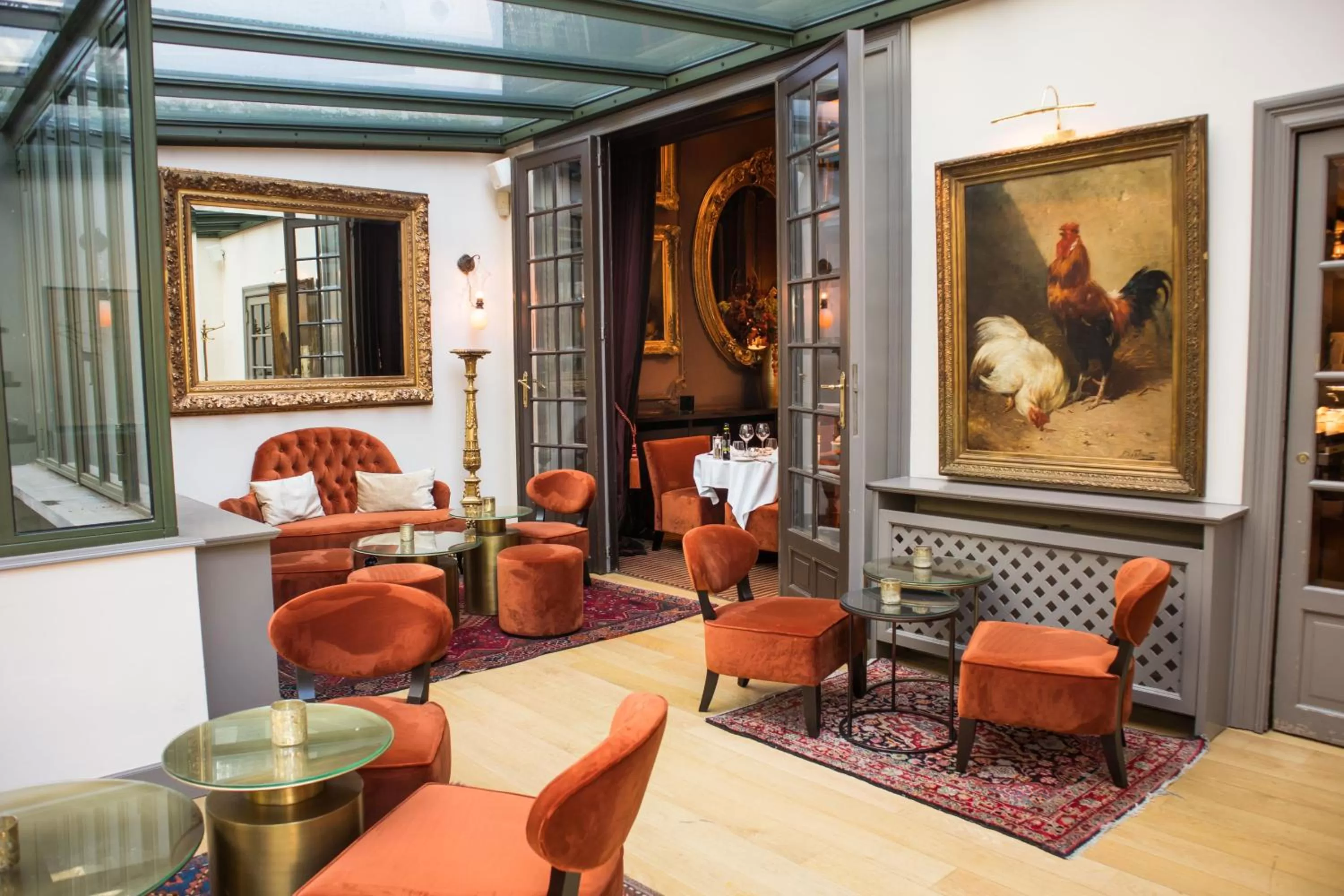 Restaurant/places to eat in Hotel Manos Premier