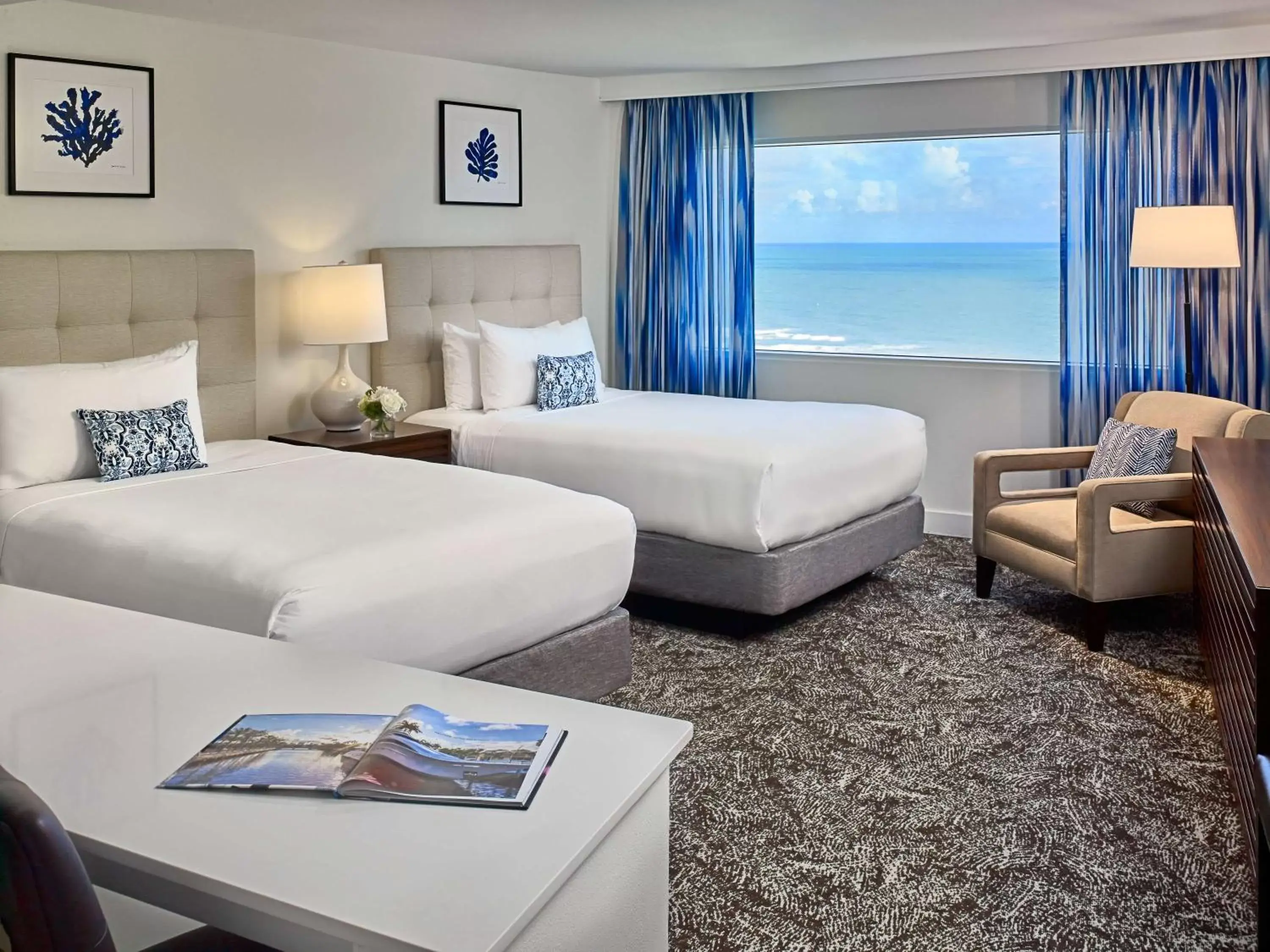 Photo of the whole room in Sonesta Fort Lauderdale Beach