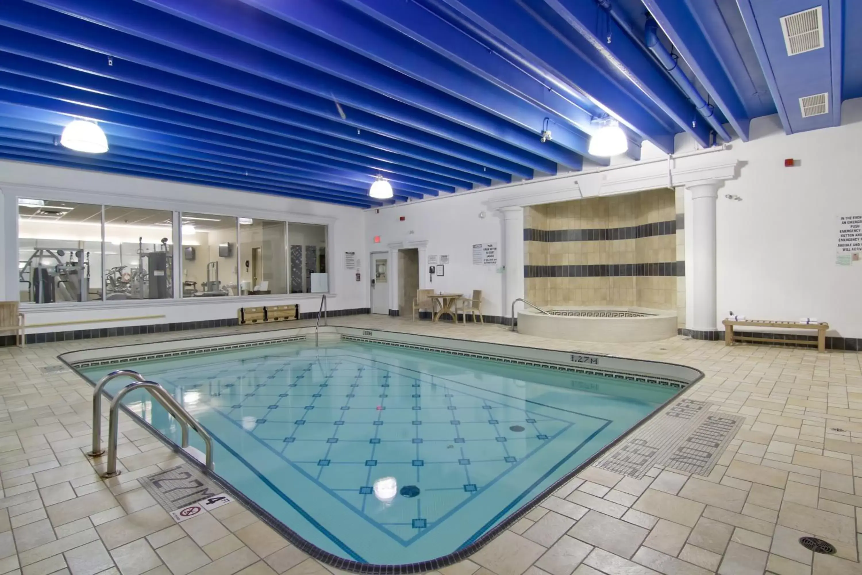Swimming Pool in Holiday Inn Hotel & Suites St.Catharines-Niagara, an IHG Hotel