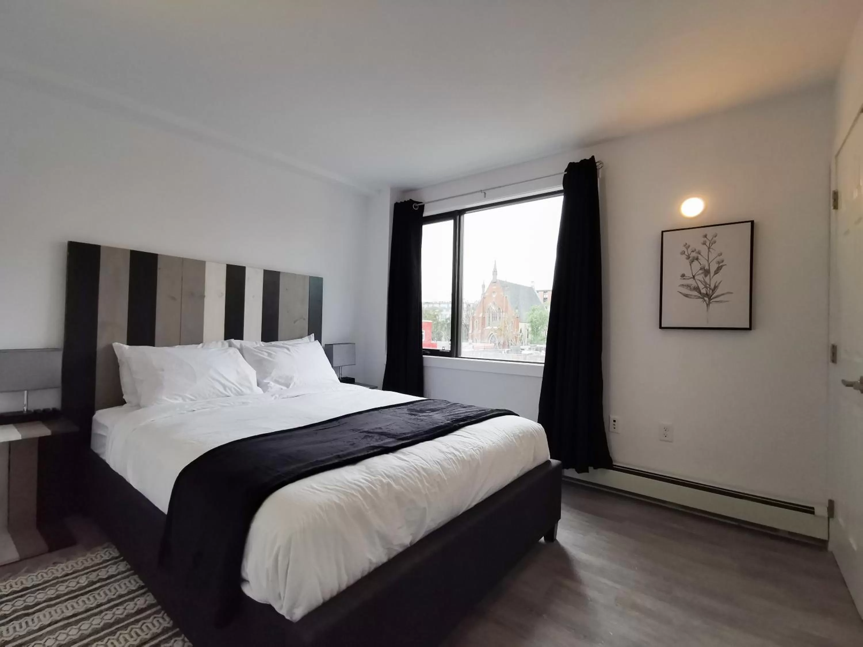 Bed in Cameo Hotel and Suites