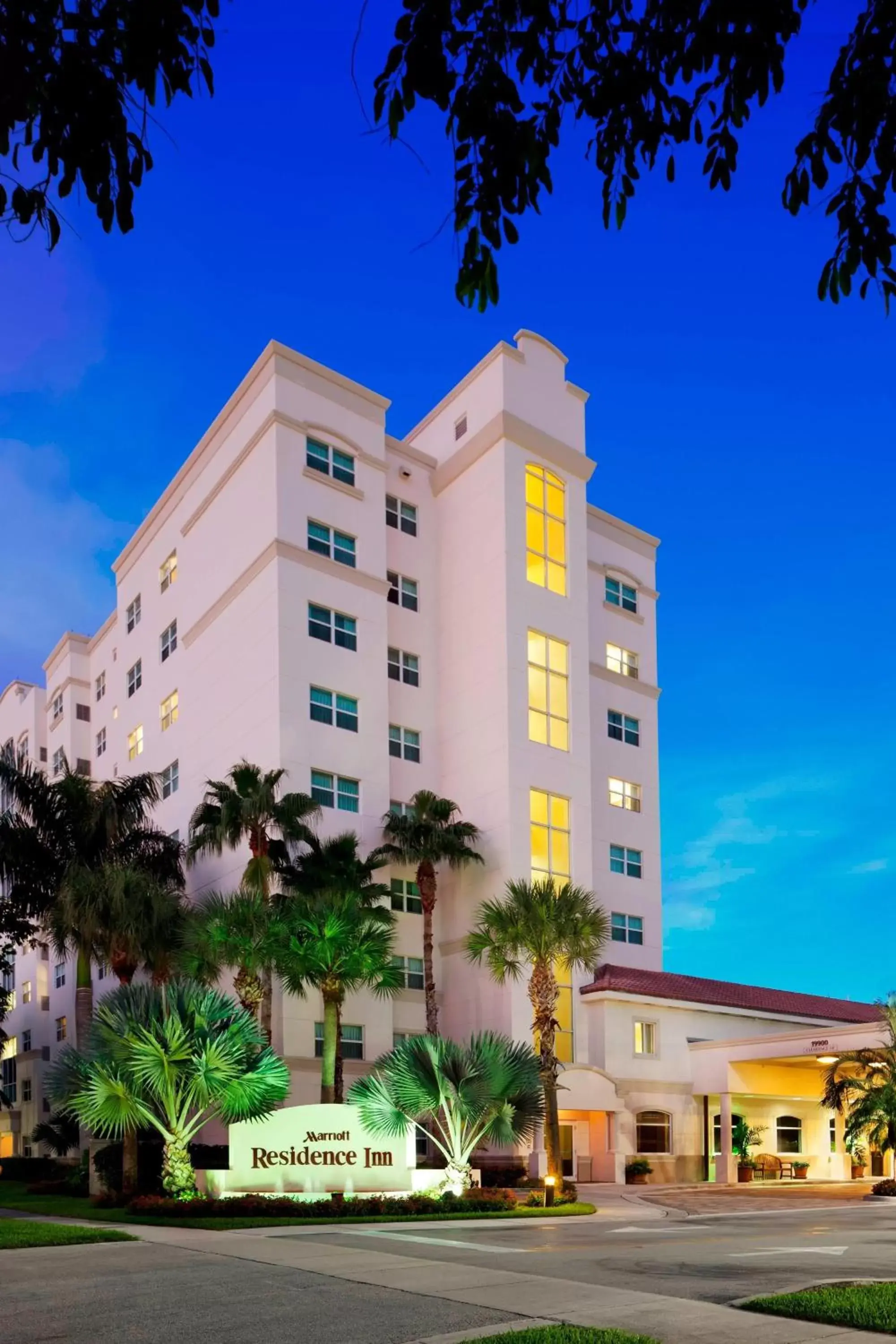 Property Building in Residence Inn by Marriott Miami Aventura Mall