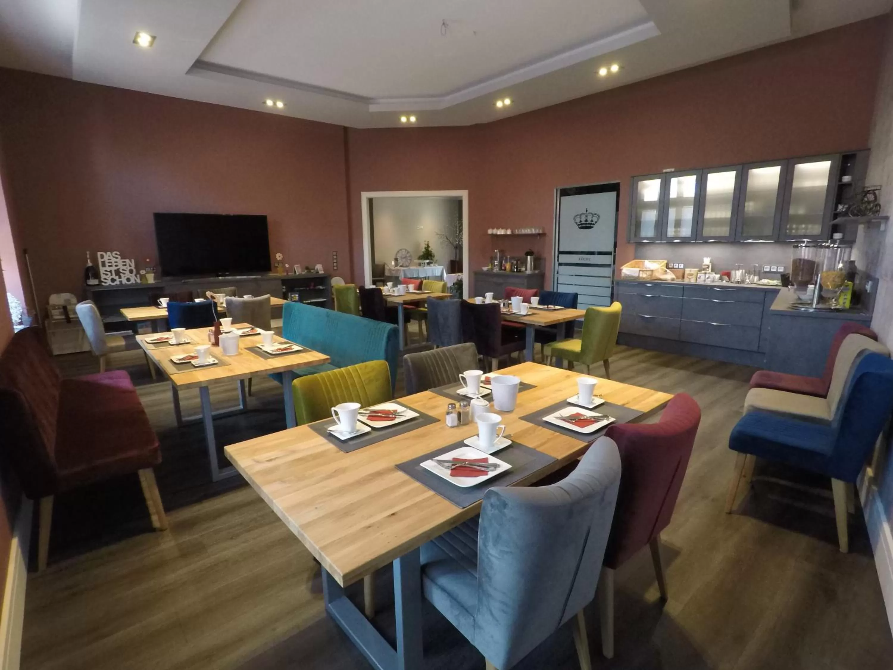 Communal lounge/ TV room in Hotel - Pension & Gaststätte "Alter König"