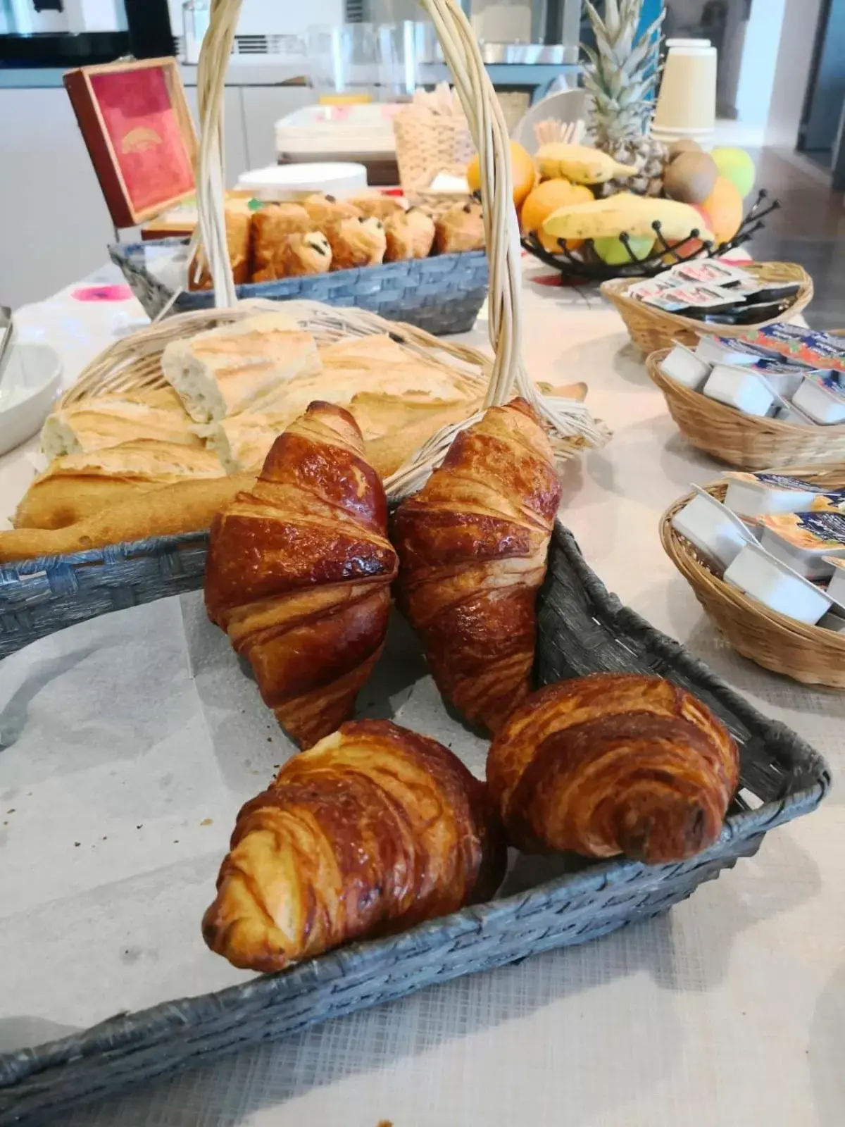 Breakfast in L'Escale d'Alès HOTEL