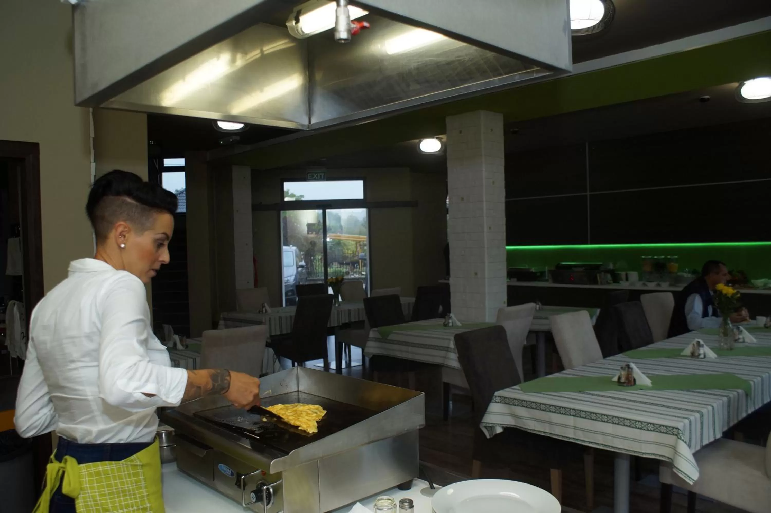 Restaurant/places to eat in Fitromax Sportpanzió Ajka