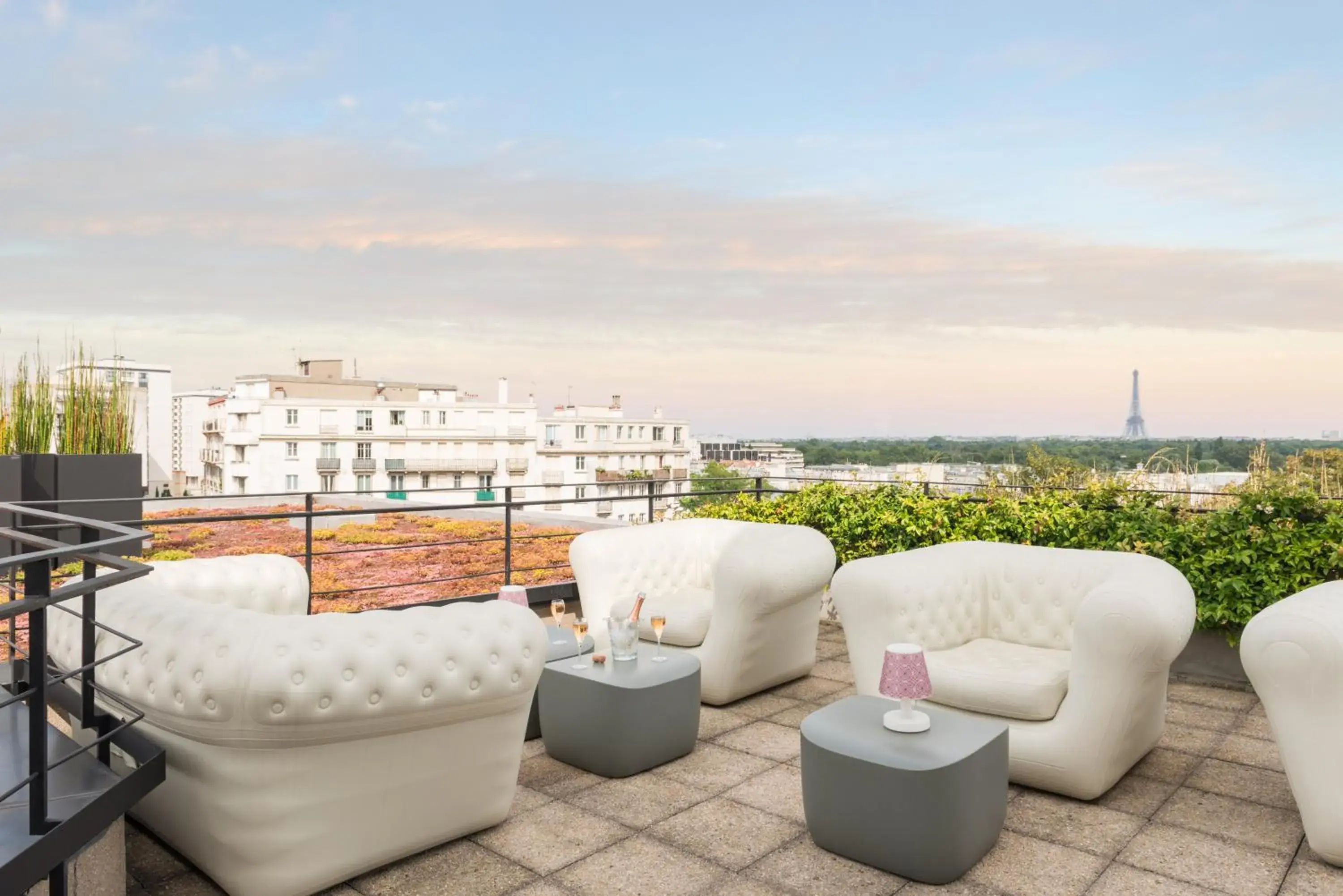 Balcony/Terrace in Hotel Atrium