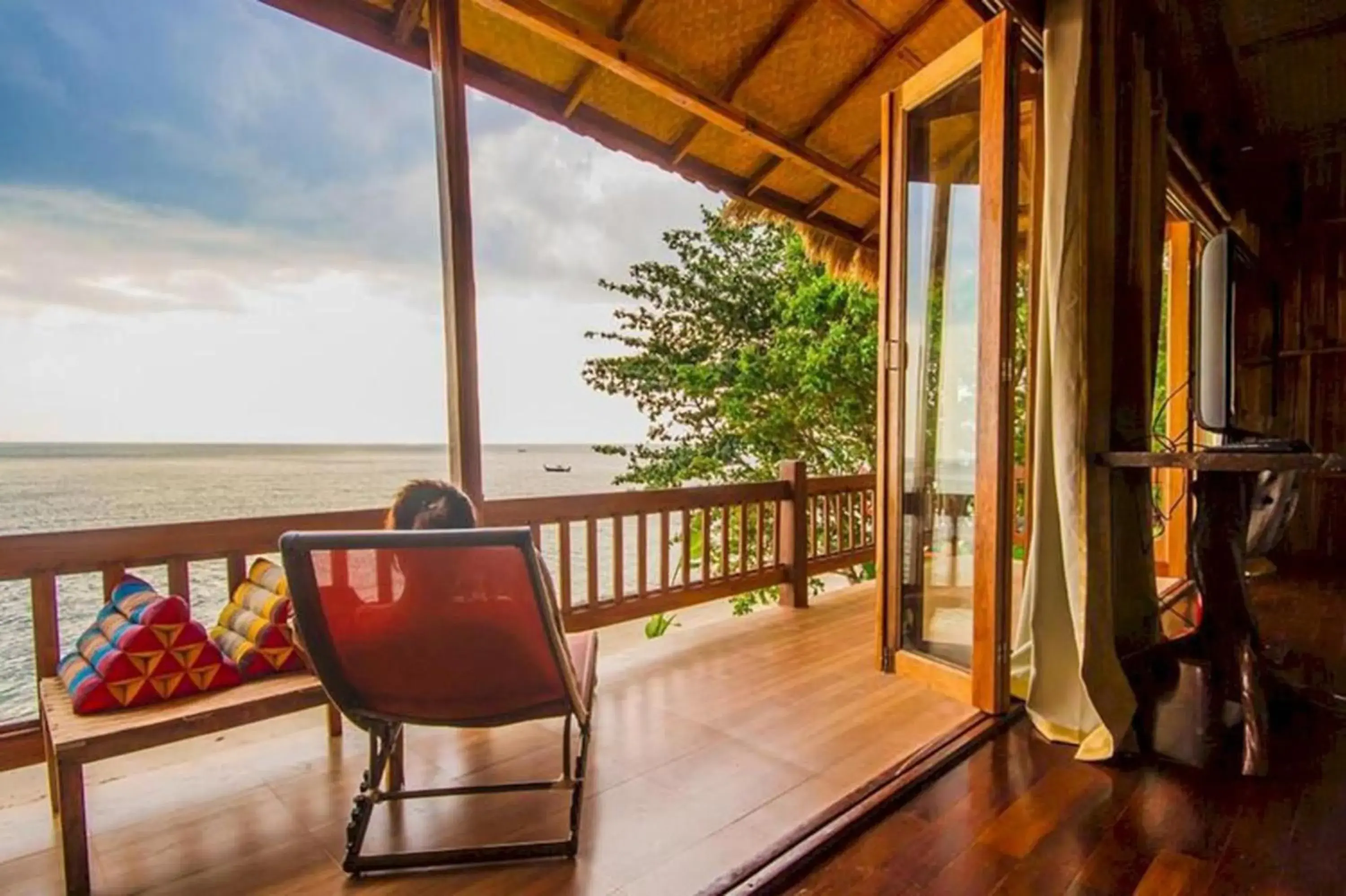 Sea view, Balcony/Terrace in Koh Jum Resort