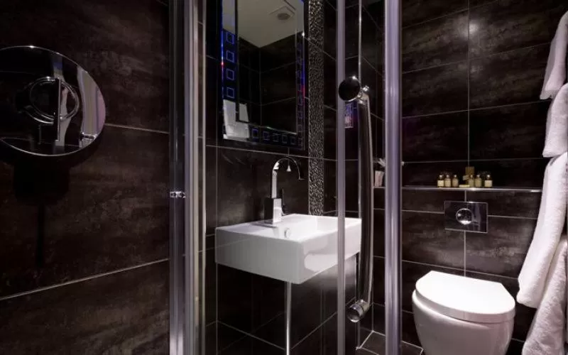 Bathroom in Applegarth Villa Hotel & Restaurant (Adult Only)