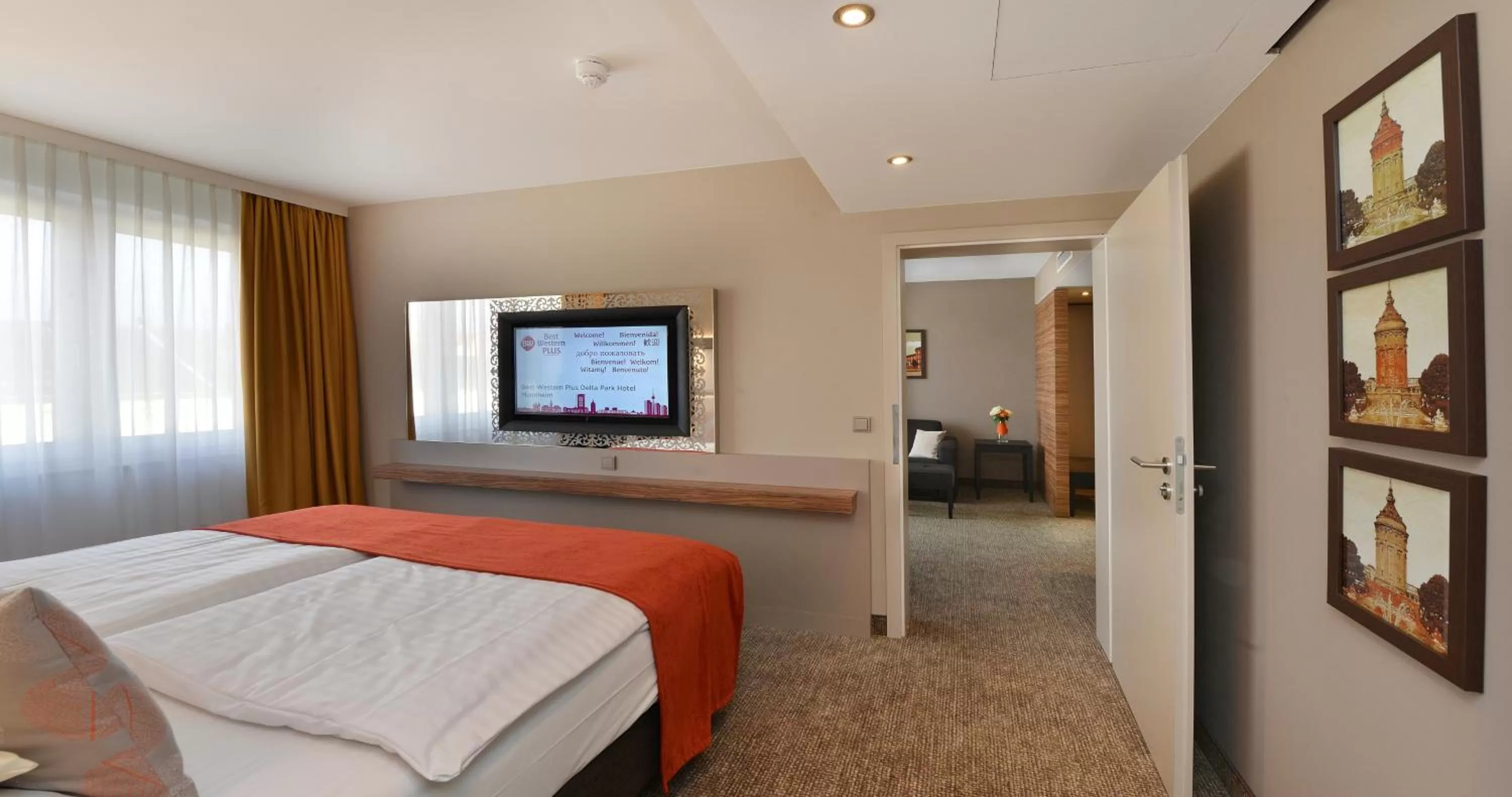 Photo of the whole room, Bed in Best Western Plus Delta Park Hotel