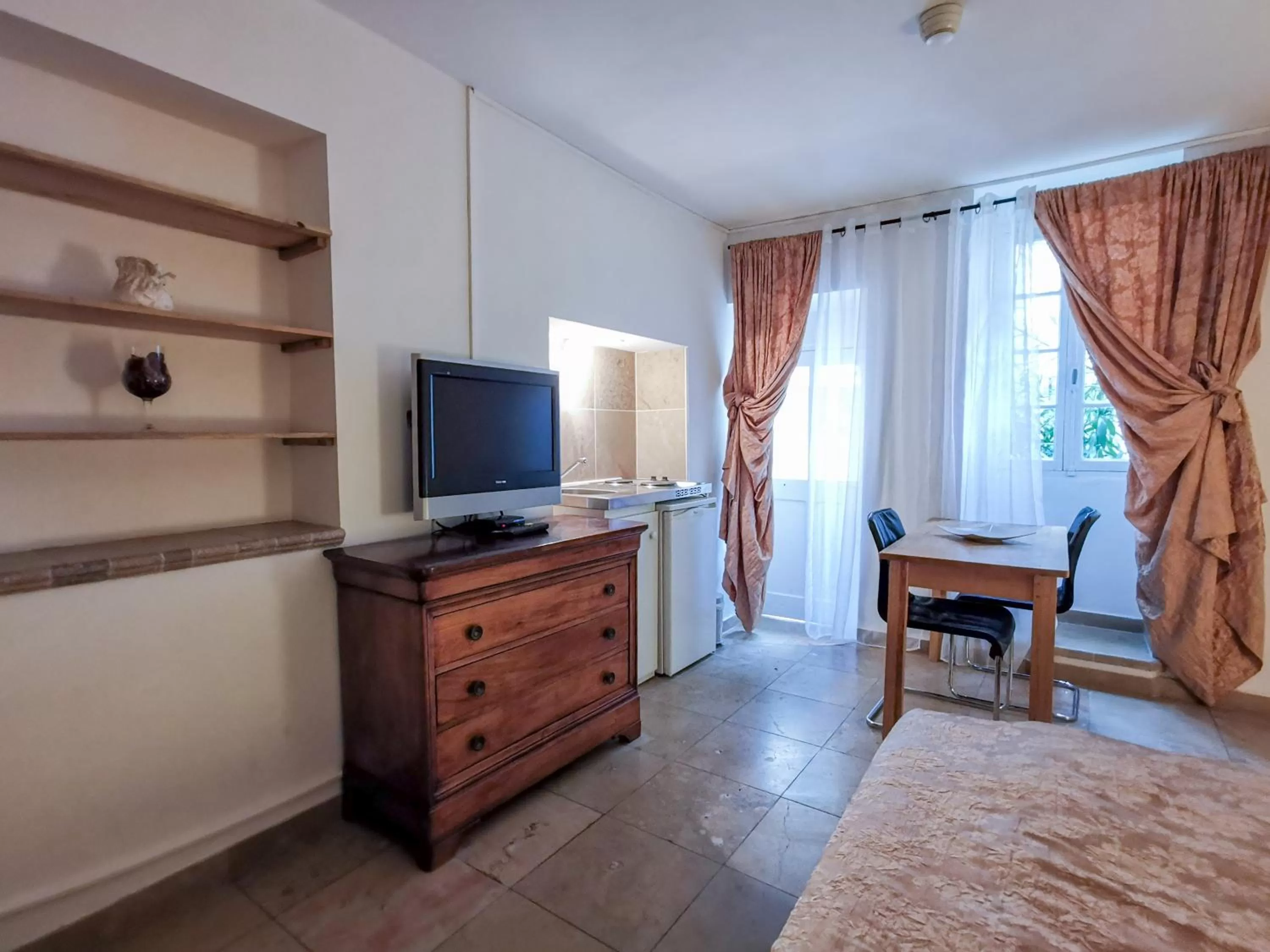 Hôtel la Fête en Provence