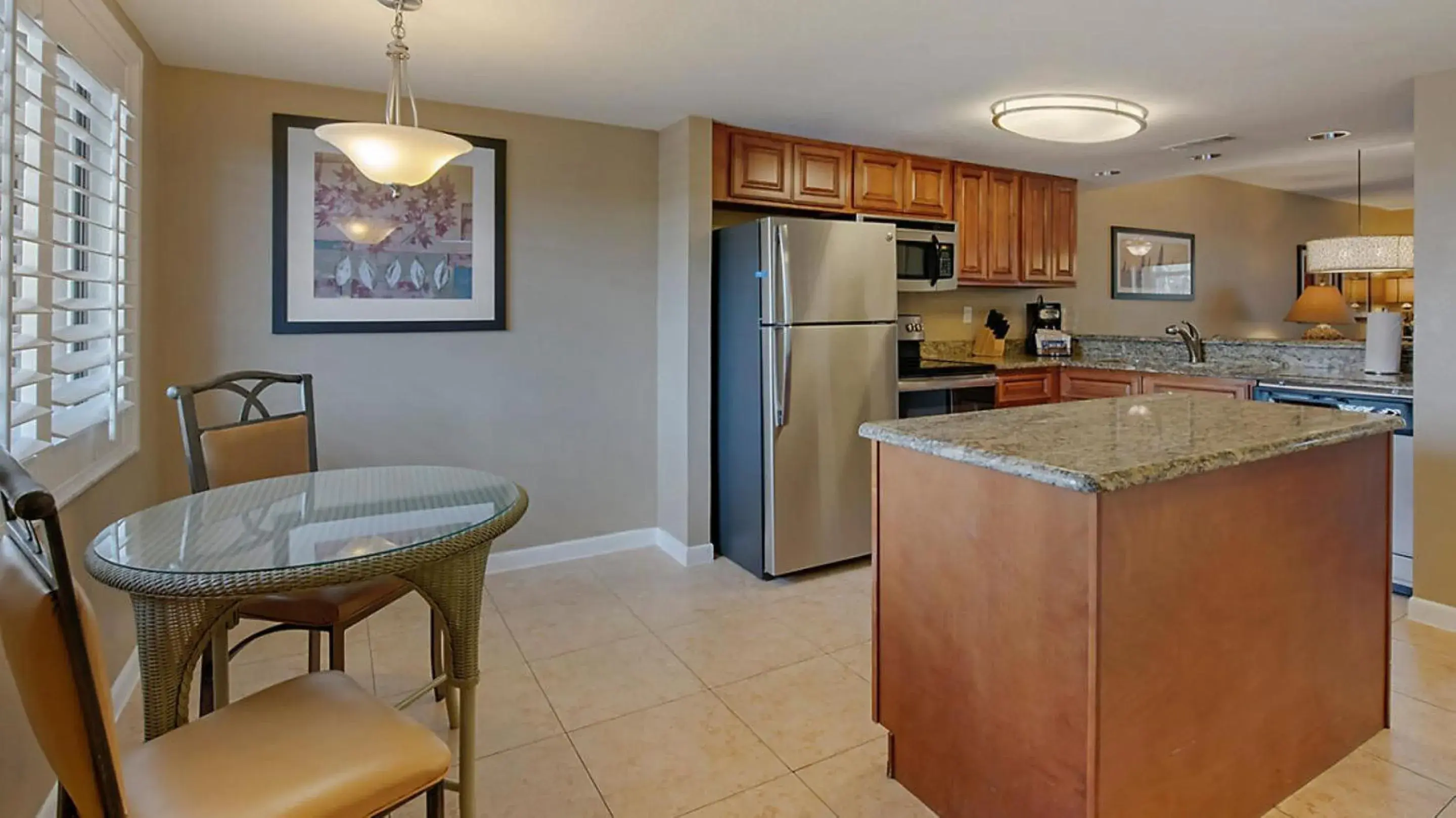 Kitchen or kitchenette, Bathroom in Bluegreen Vacations Orlando's Sunshine Resort