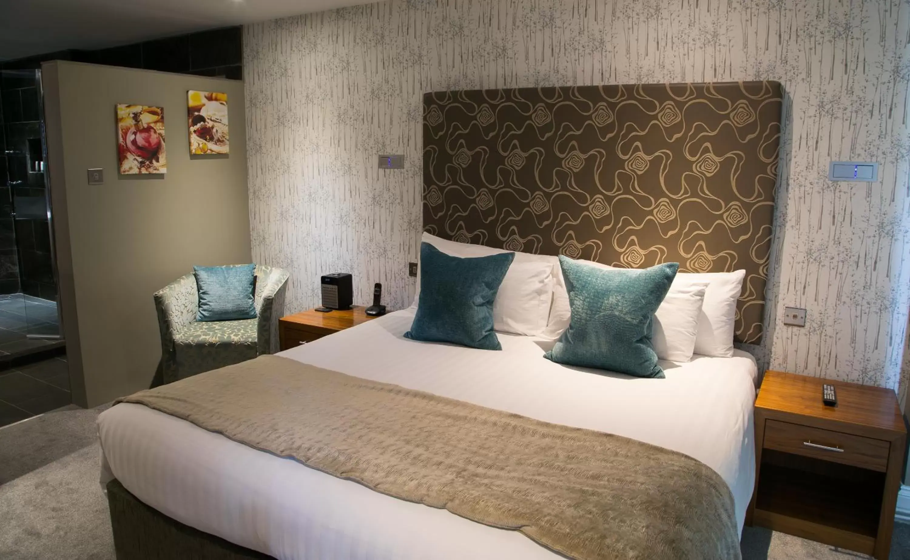 Bedroom, Bed in Best Western Plus Centurion Hotel