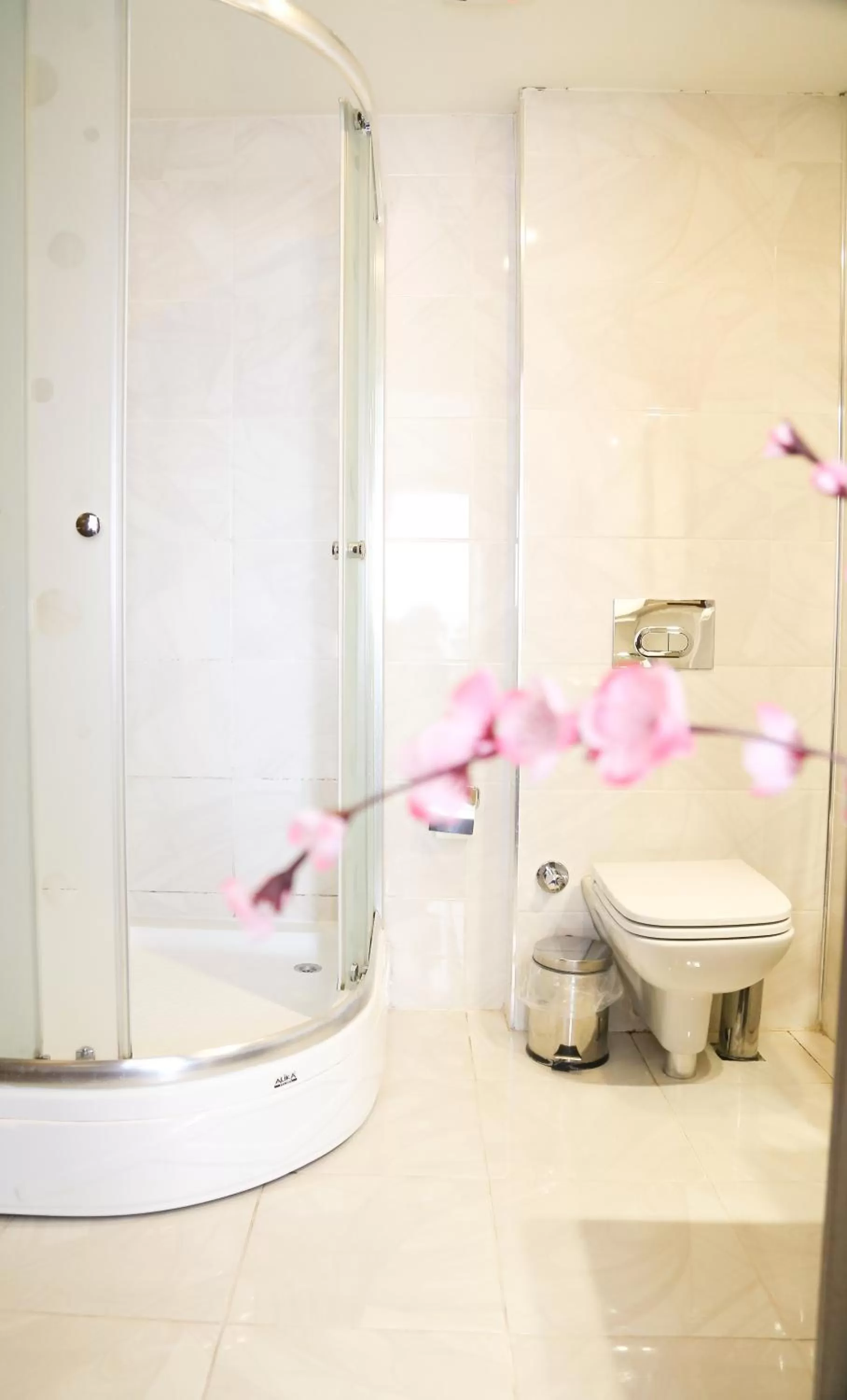 Shower in Cebeci Grand Hotel