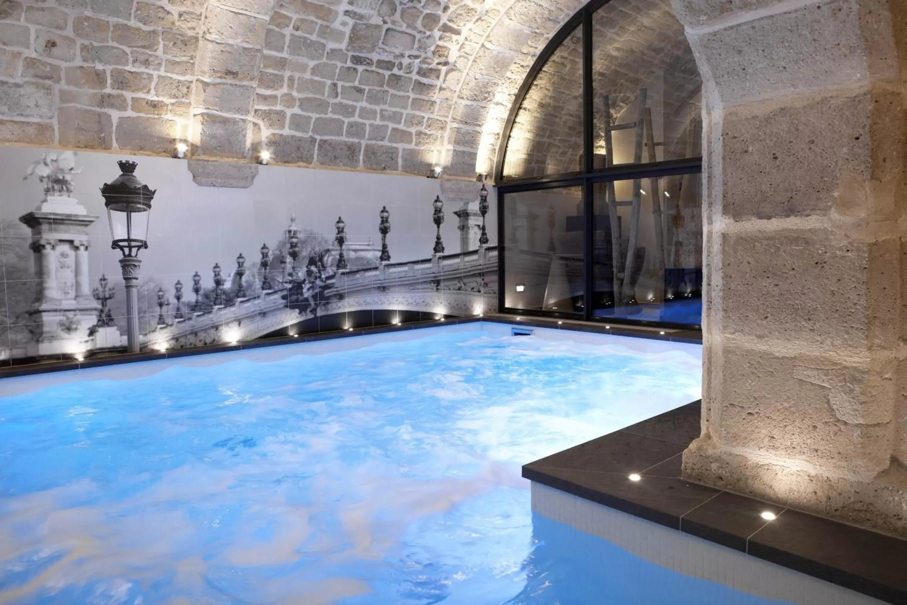 Swimming Pool in Hotel La Lanterne & Spa
