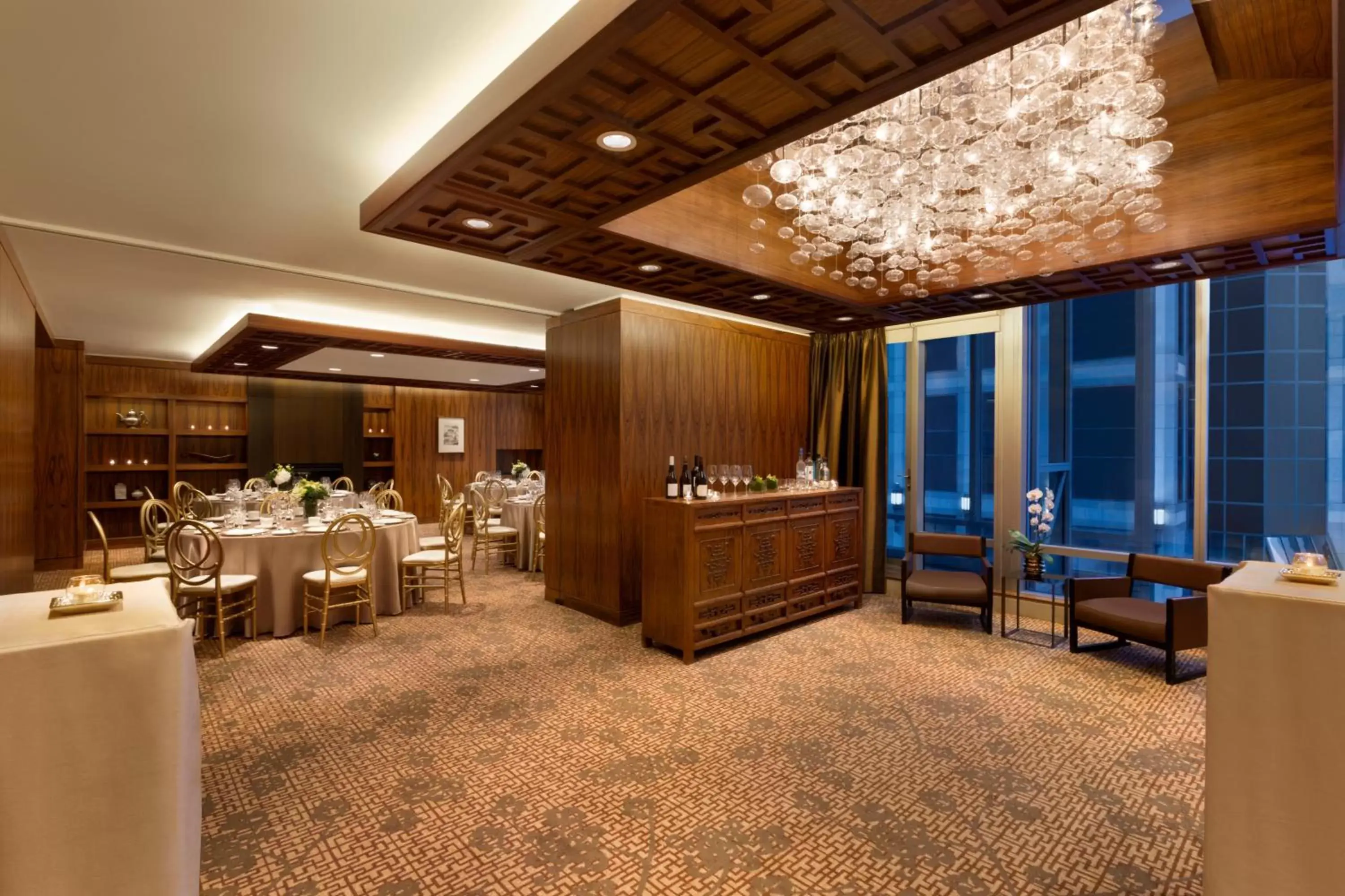 Banquet/Function facilities, Restaurant/Places to Eat in Shangri-La Vancouver