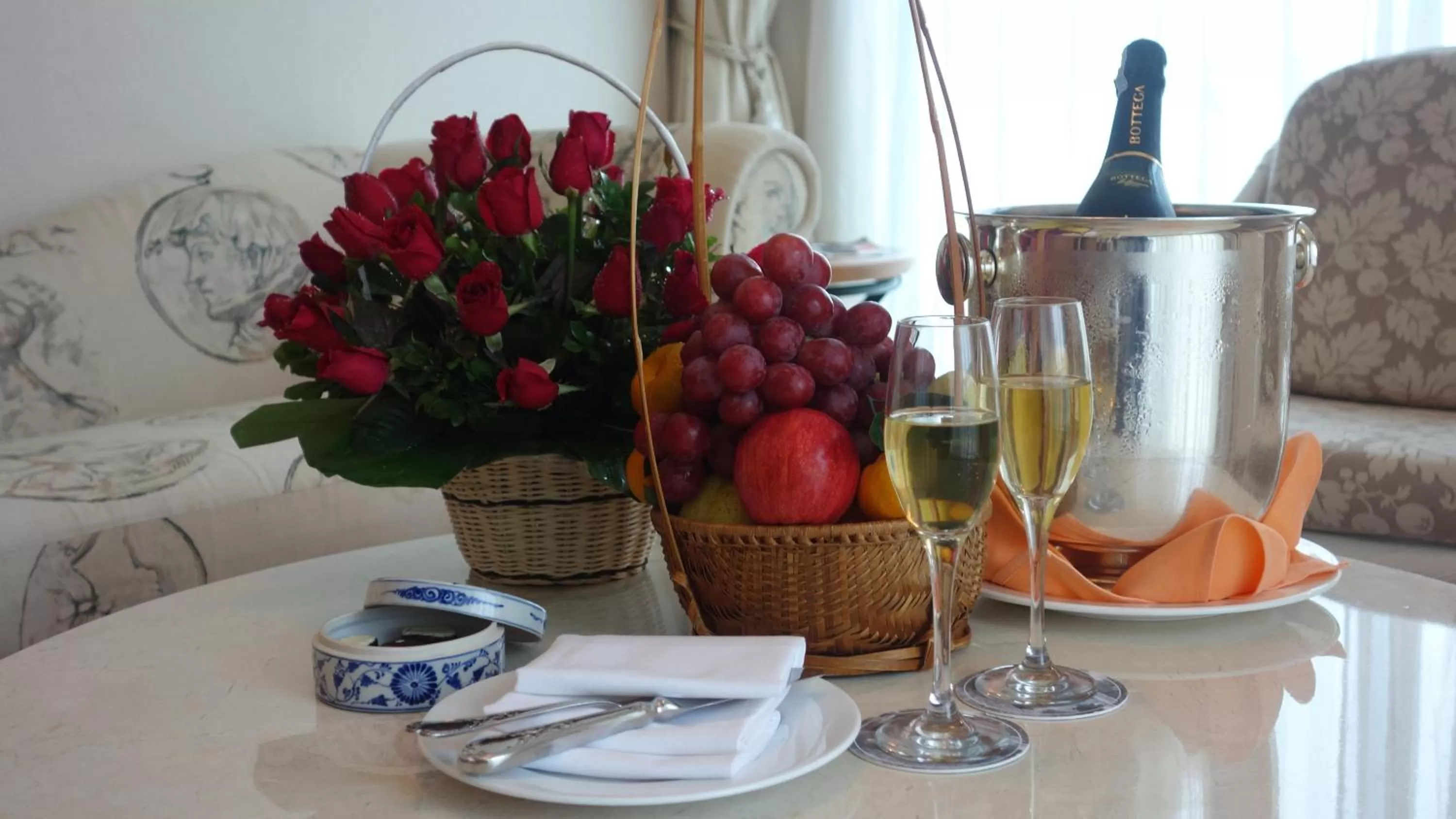 Area and facilities in Hanoi Daewoo Hotel