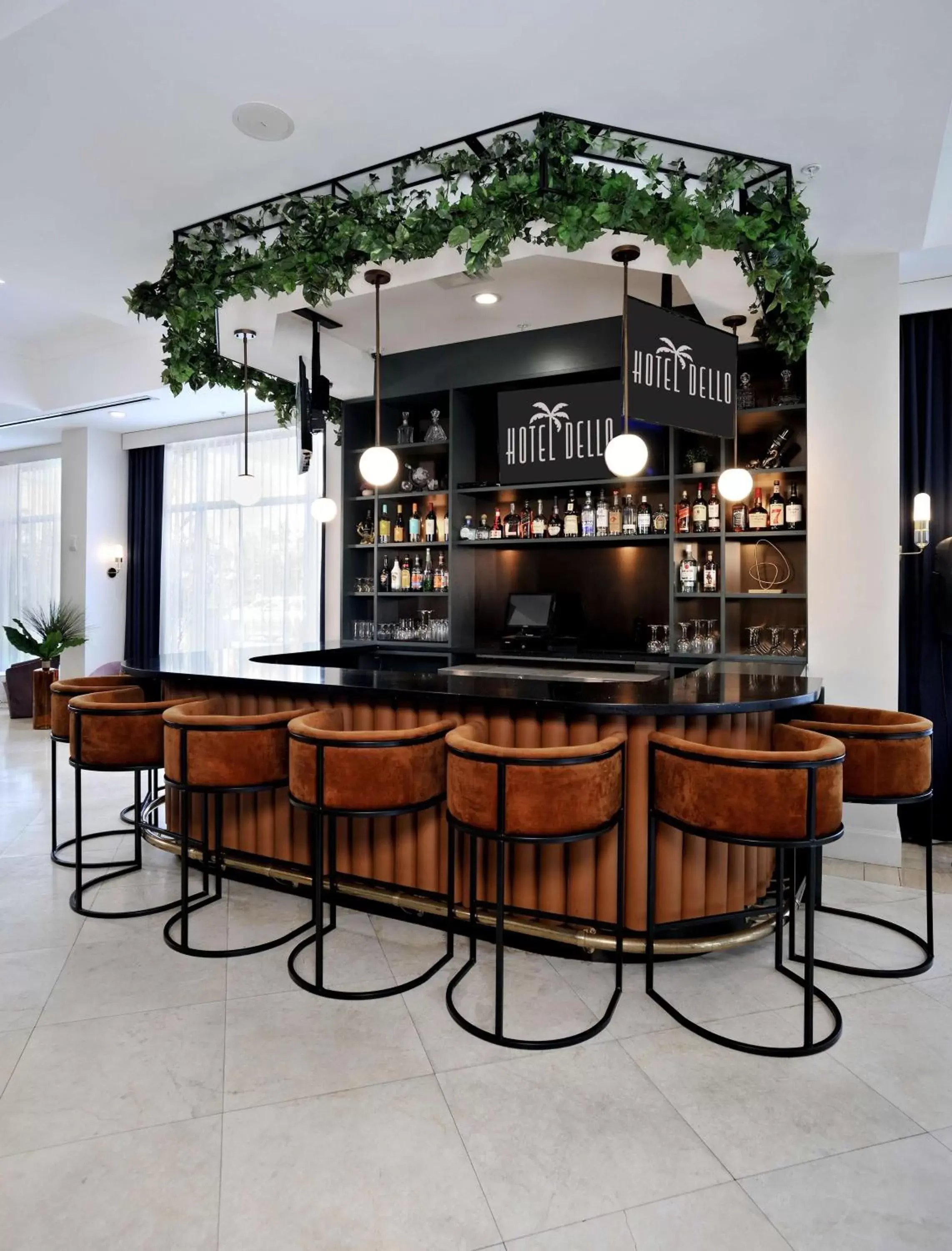 Lounge or bar, Lounge/Bar in Hotel Dello Ft Lauderdale Airport, Tapestry Collection by Hilton